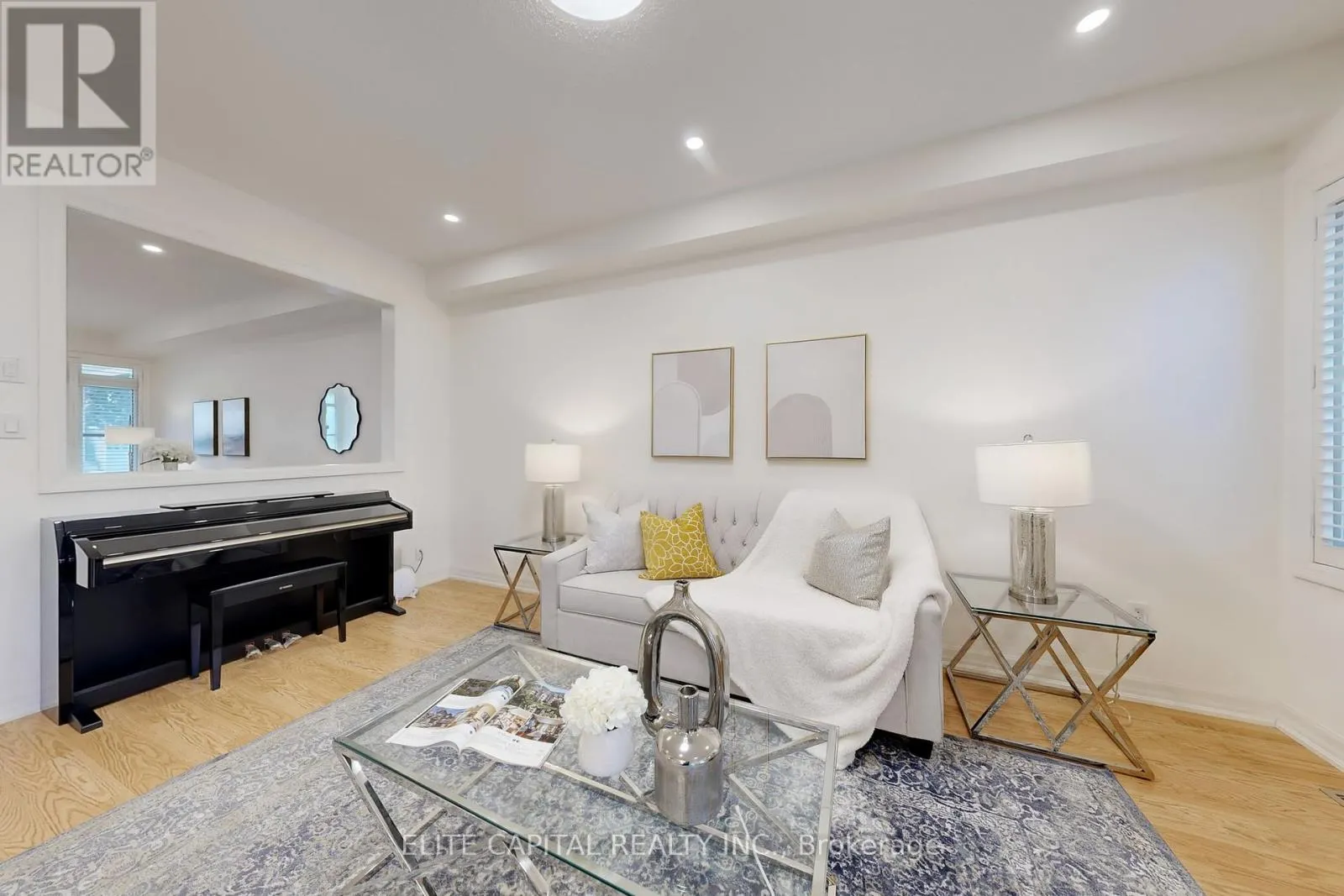 10 KEN WAGG CRESCENT
