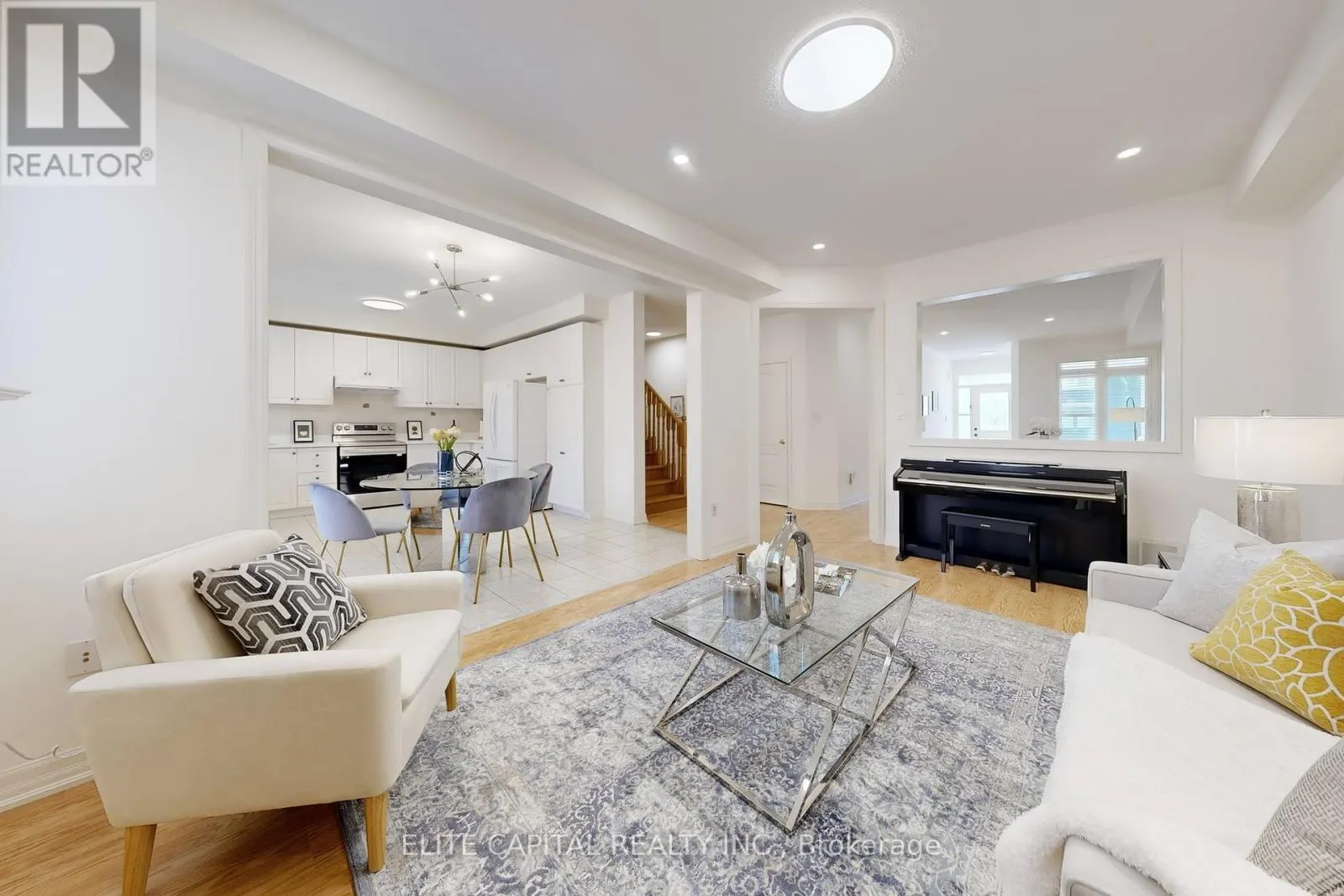 10 KEN WAGG CRESCENT