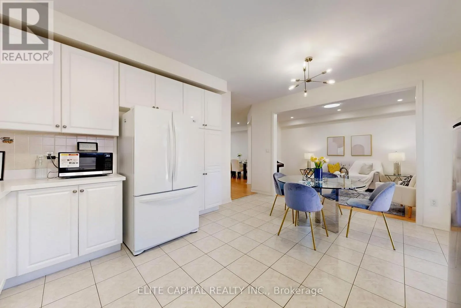 10 KEN WAGG CRESCENT