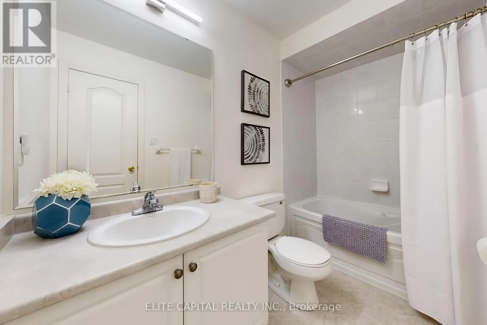 10 KEN WAGG CRESCENT