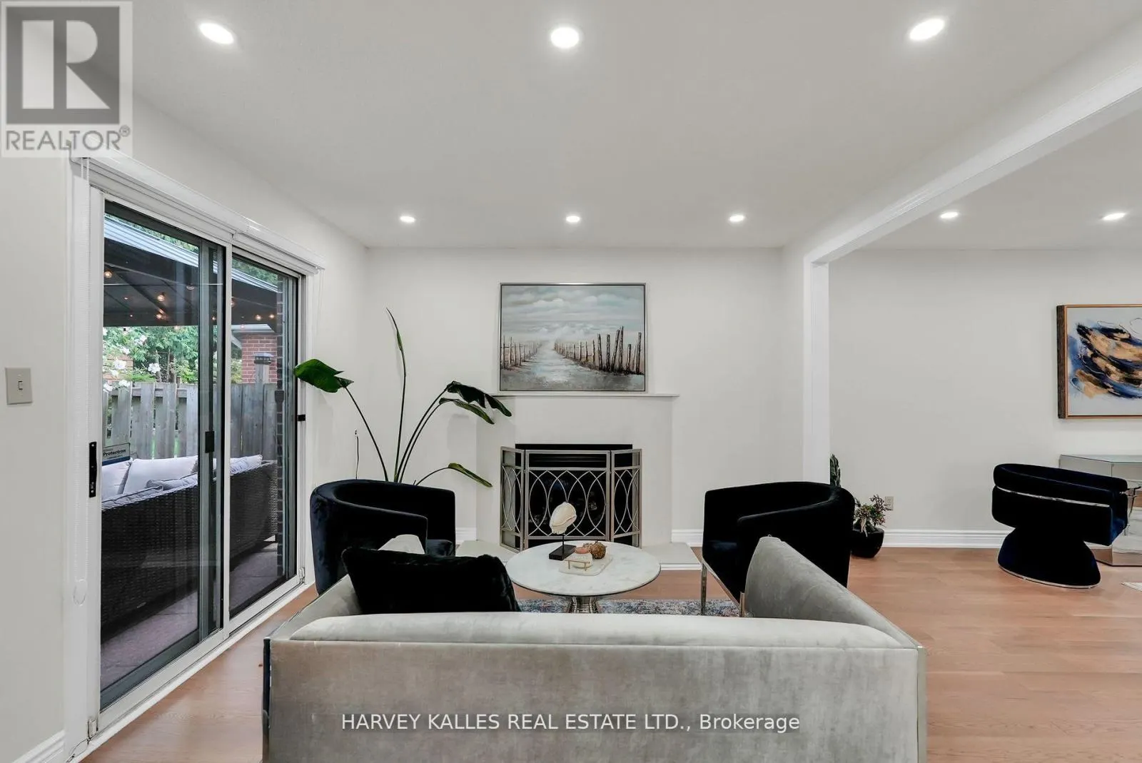 36 ABERFELDY CRESCENT