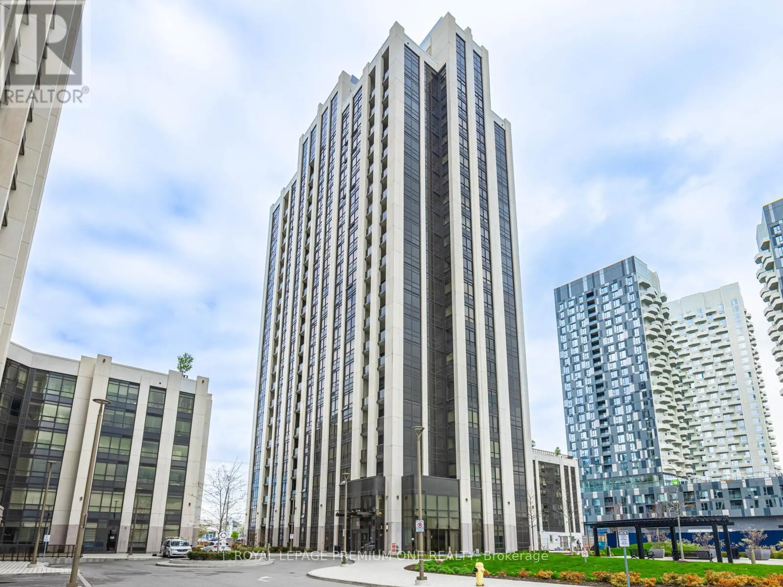 310 - 9085 JANE STREET