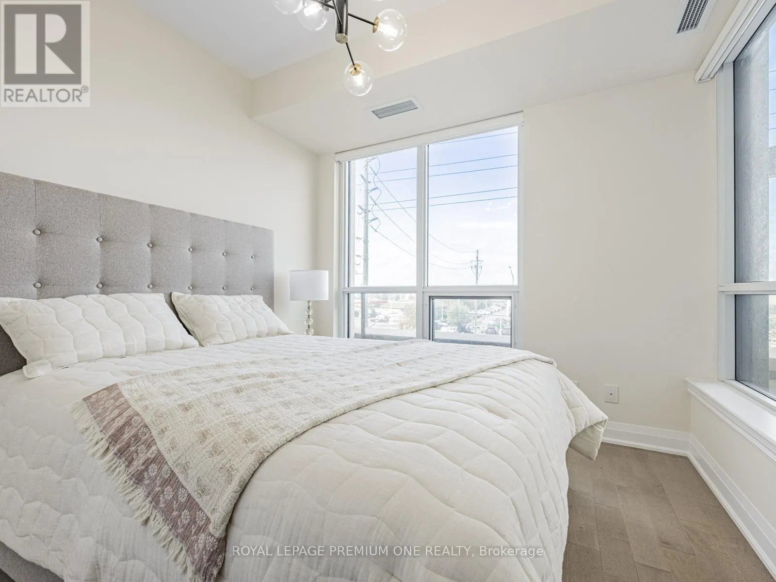 310 - 9085 JANE STREET