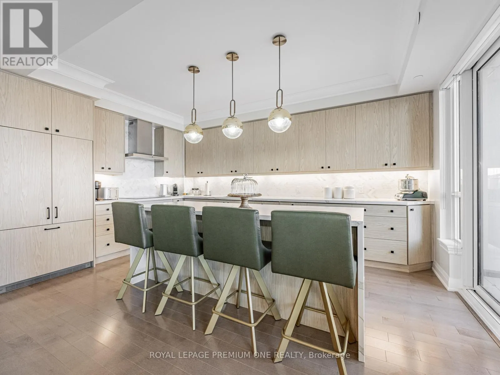 310 - 9085 JANE STREET