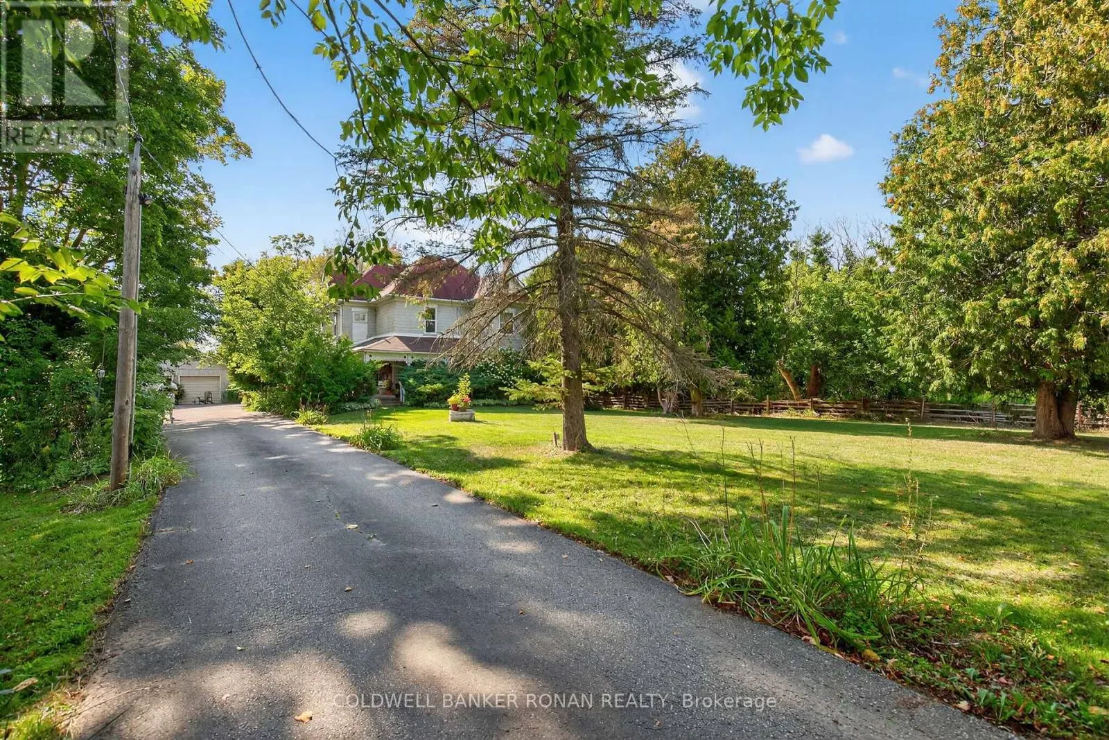 1516 17TH SIDE ROAD