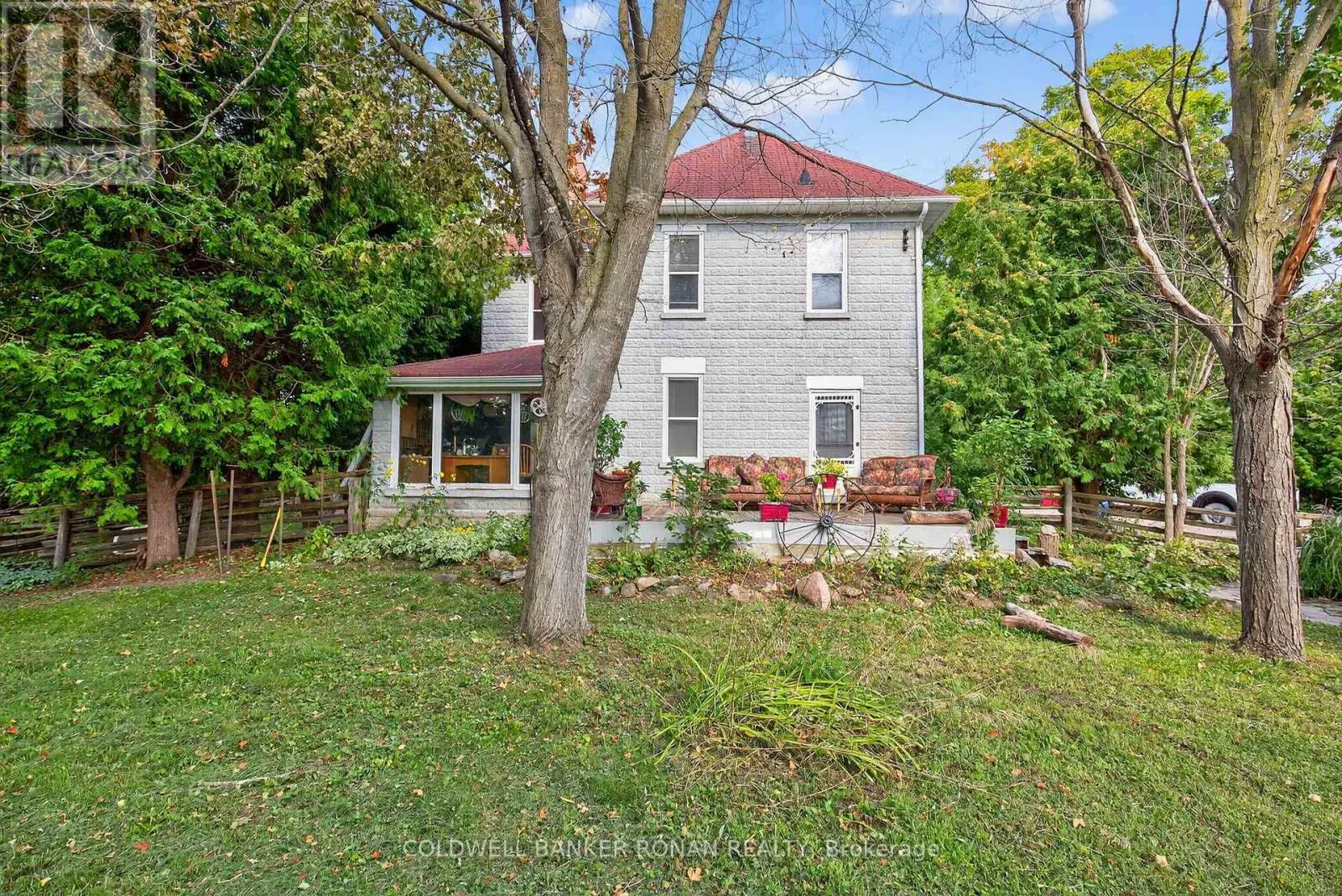1516 17TH SIDE ROAD