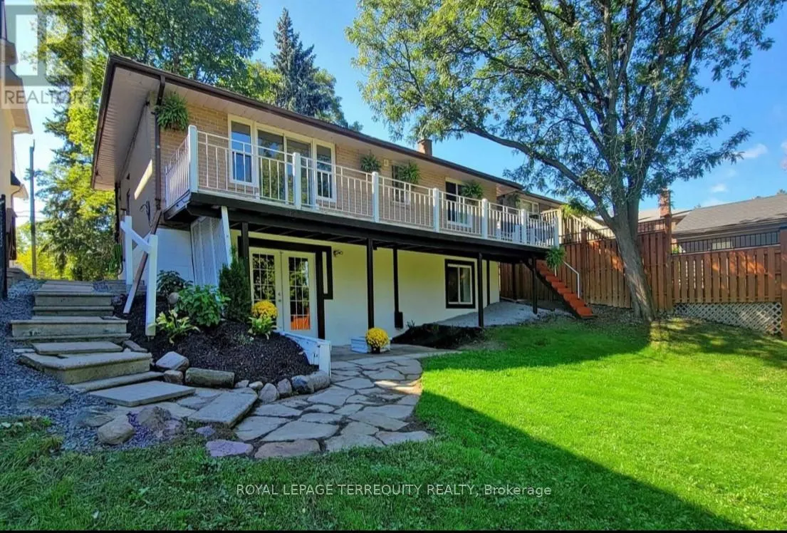 BSMT - 22 ROUGE STREET