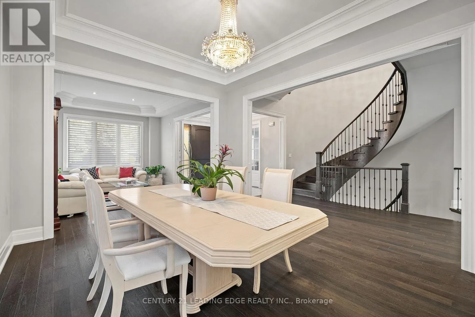 12 JONQUIL CRESCENT