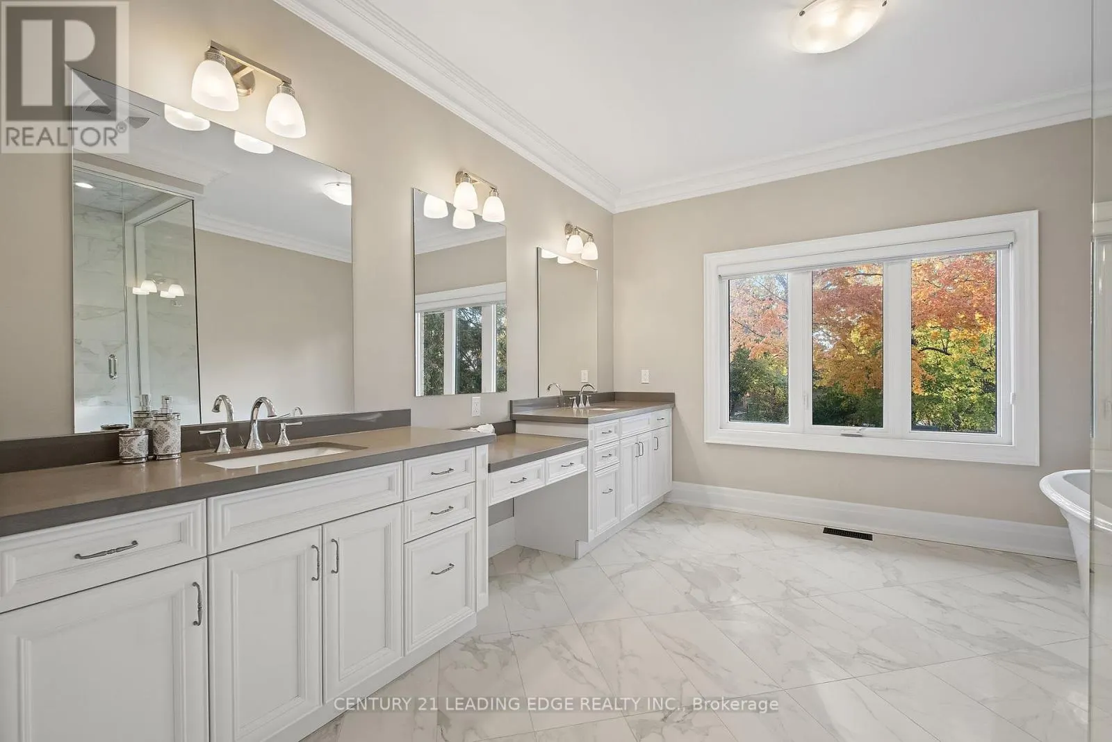 12 JONQUIL CRESCENT