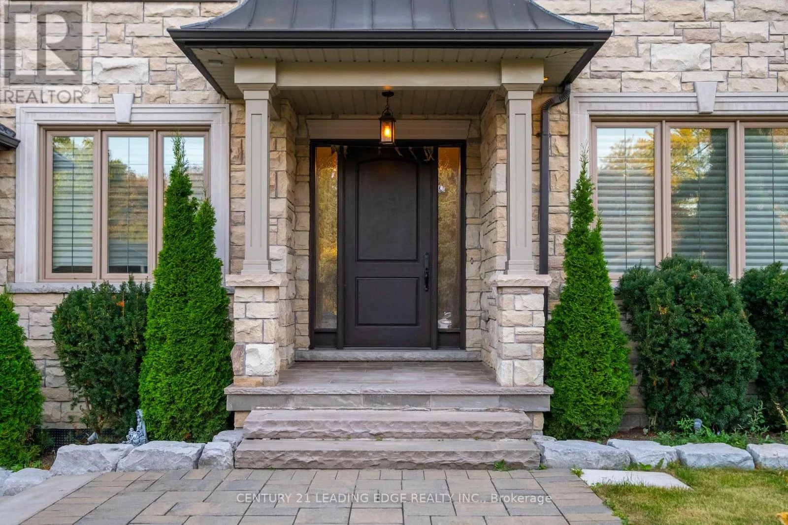 12 JONQUIL CRESCENT