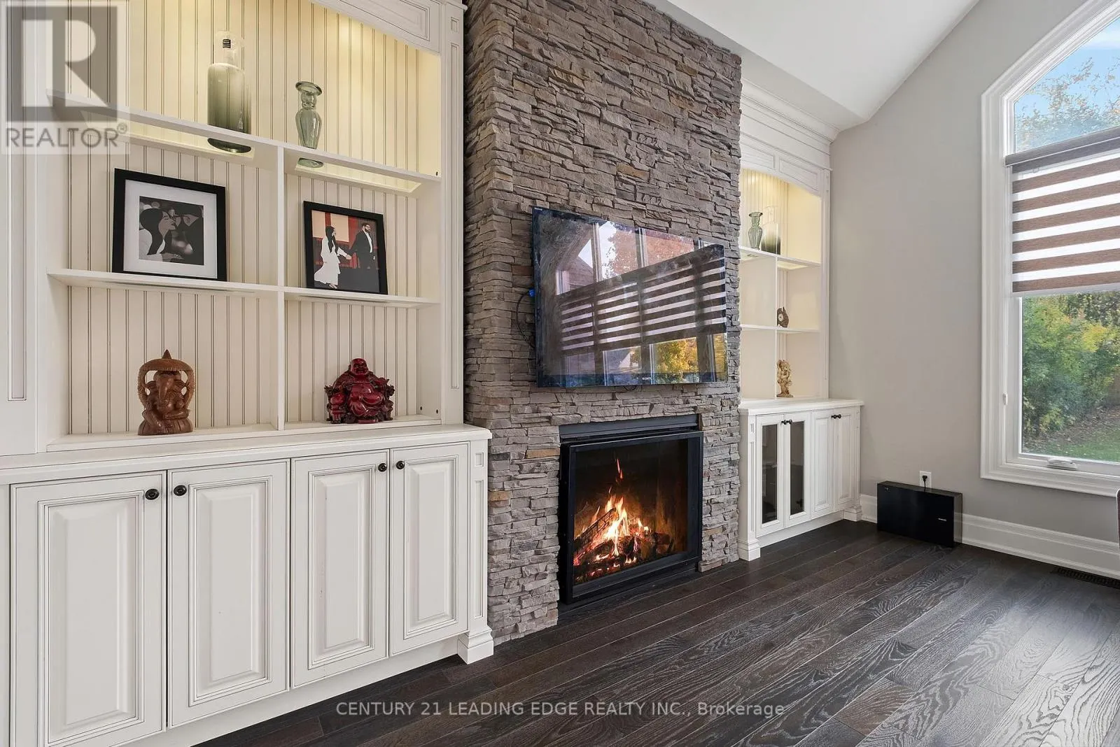 12 JONQUIL CRESCENT