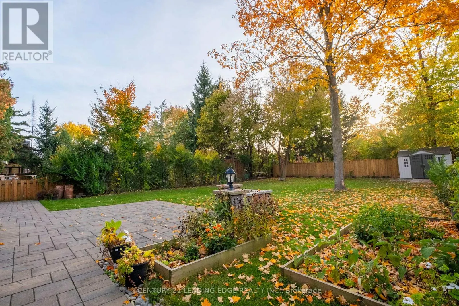 12 JONQUIL CRESCENT