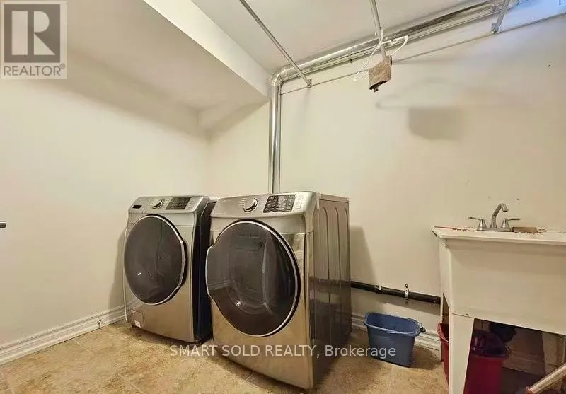 BSMT - 36 BENDAMERE CRESCENT