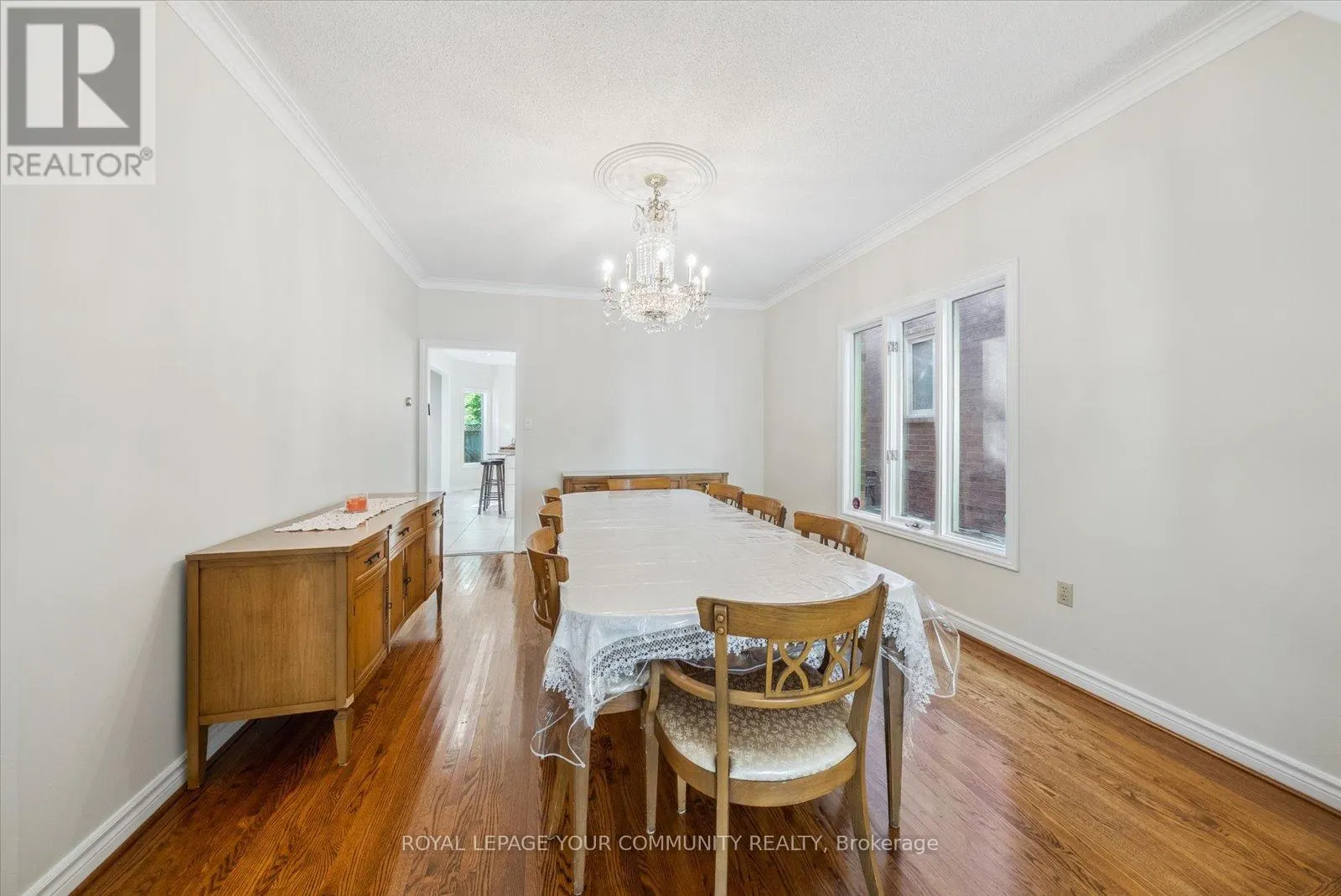 136 MARKWOOD LANE