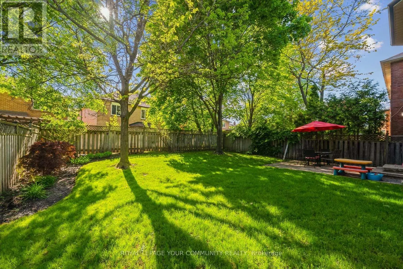 136 MARKWOOD LANE