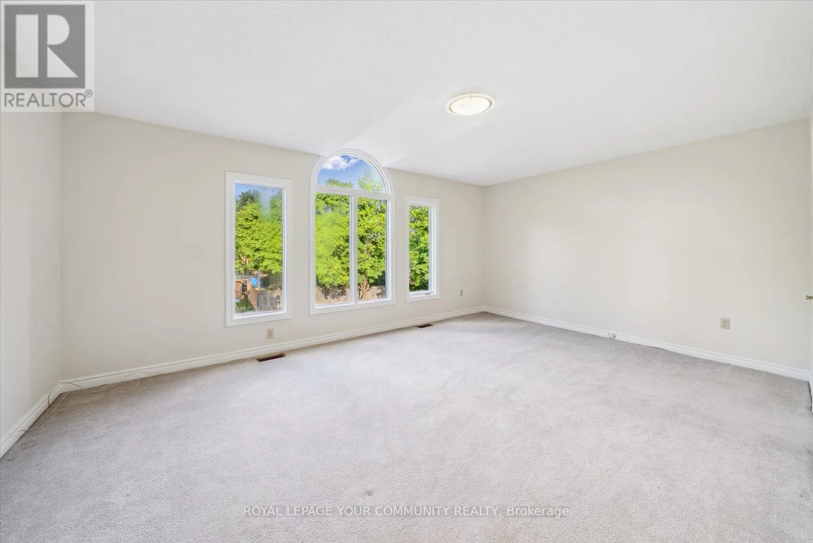136 MARKWOOD LANE
