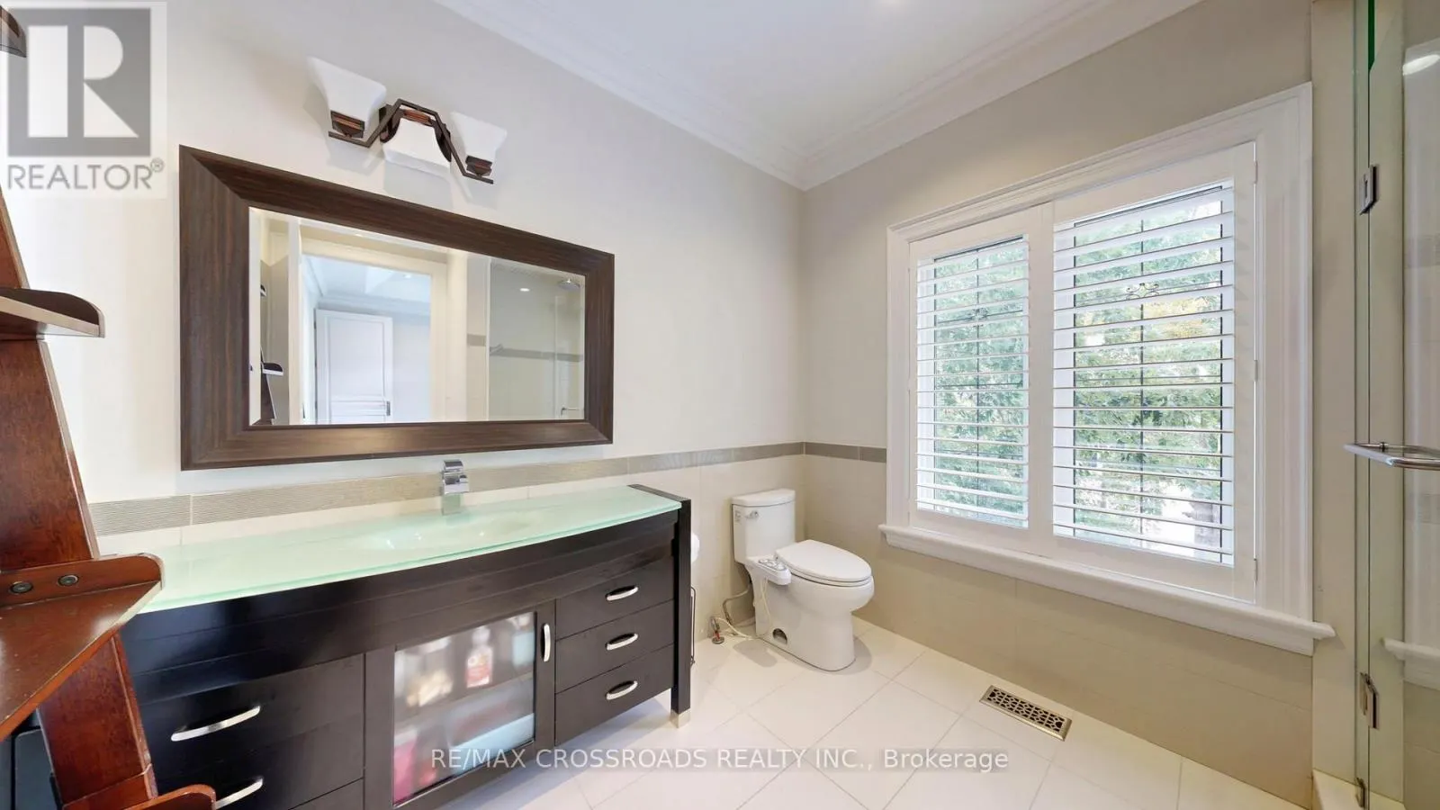 635 ELGIN MILLS ROAD W