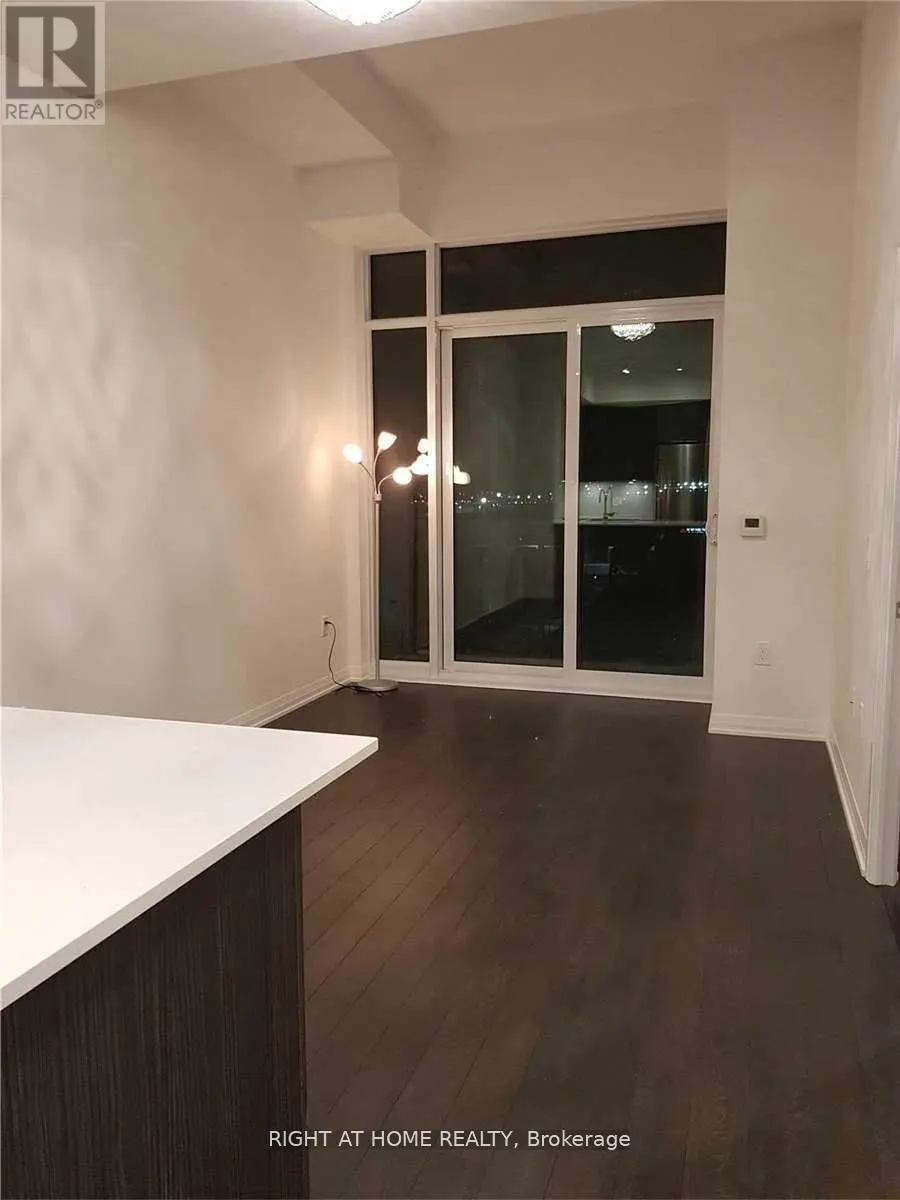 1003 - 99 EAGLE ROCK WAY