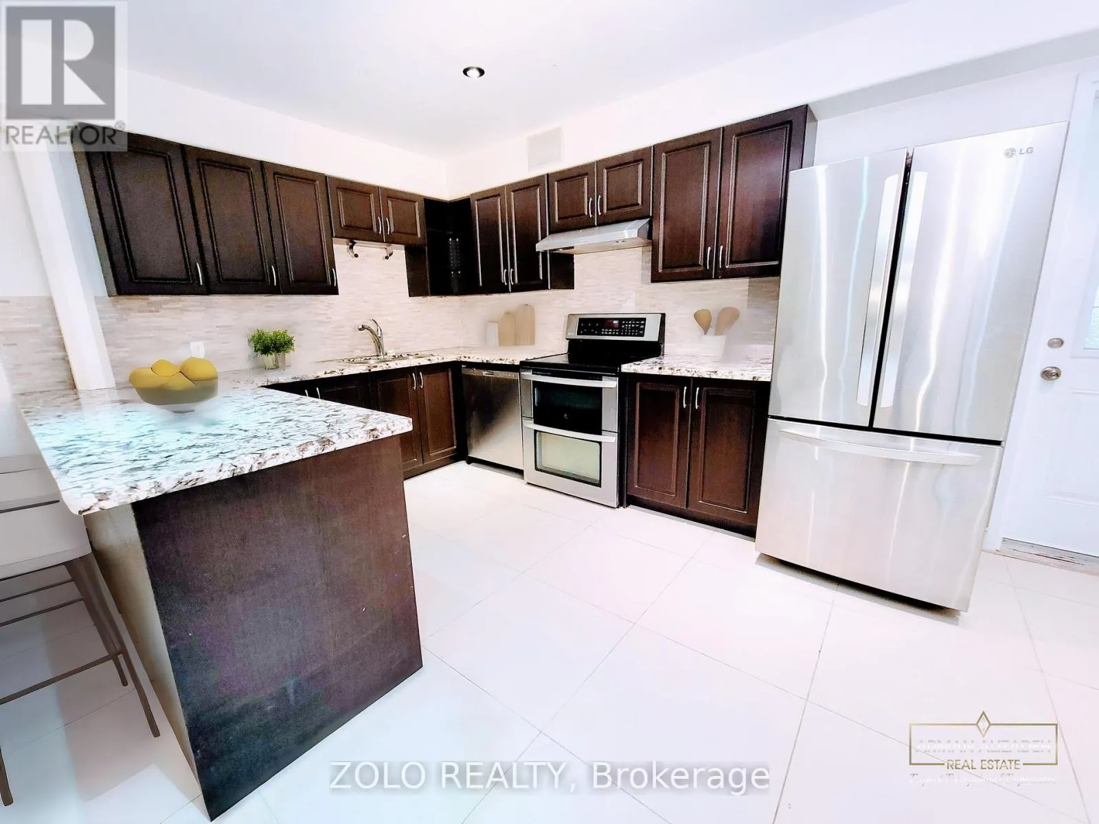 BSMT - 20560 YONGE STREET