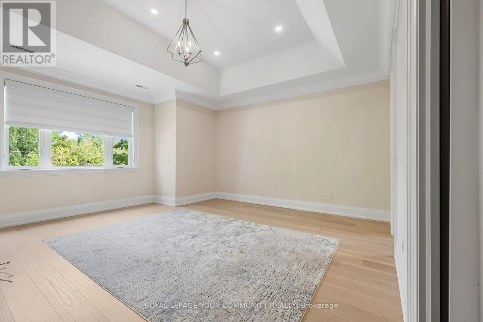 6077 HILLSDALE DRIVE