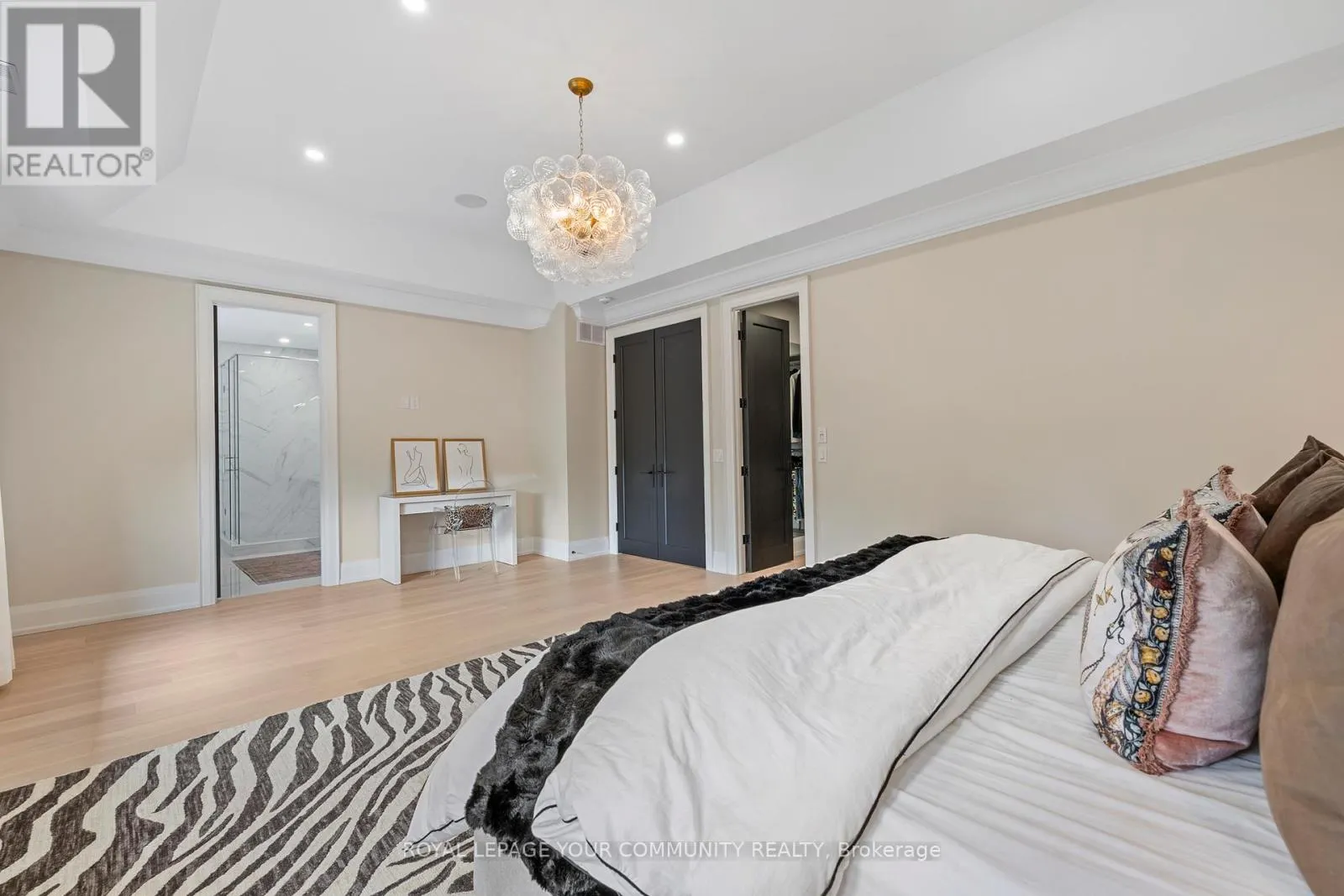 6077 HILLSDALE DRIVE