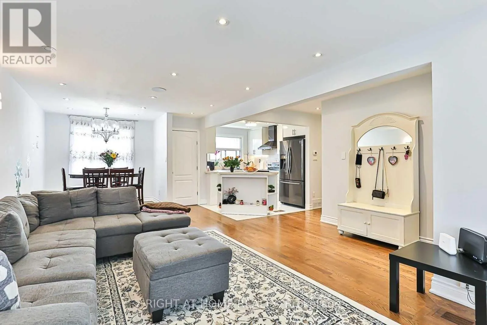 MAIN FLOOR - 139 FELIX ROAD