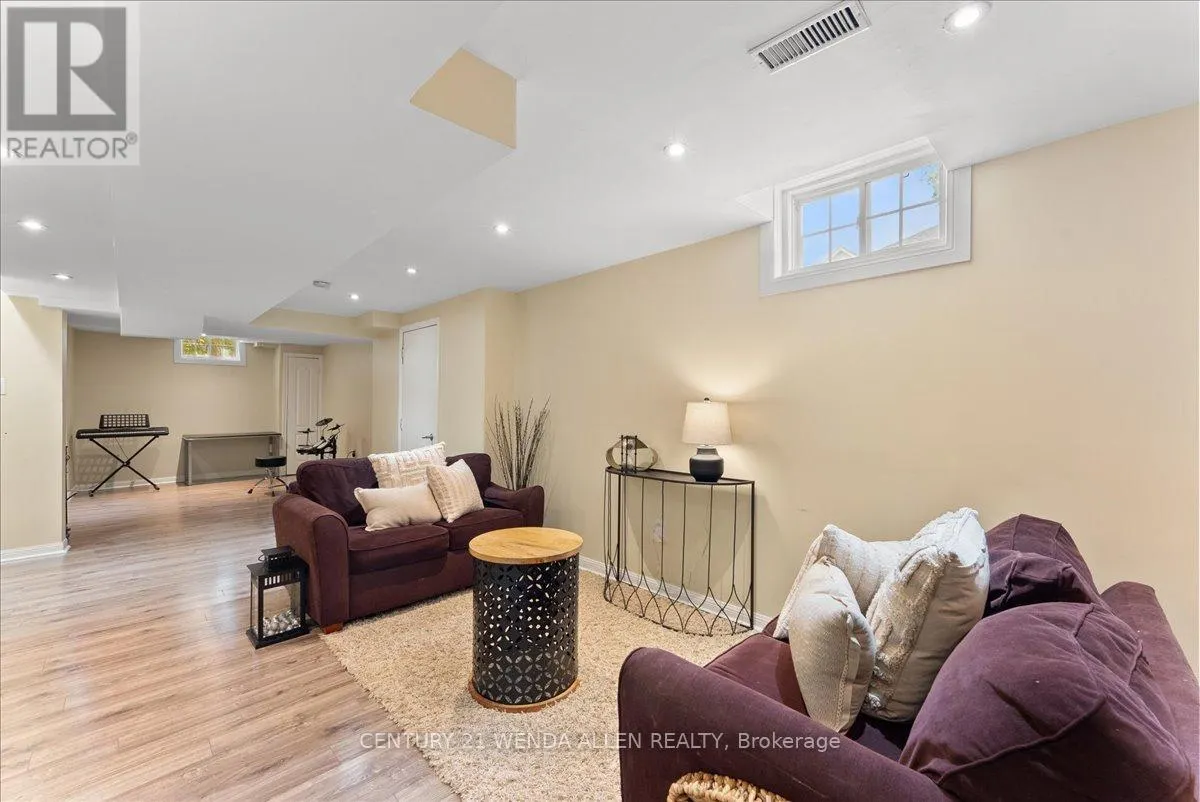 1 AYHART STREET