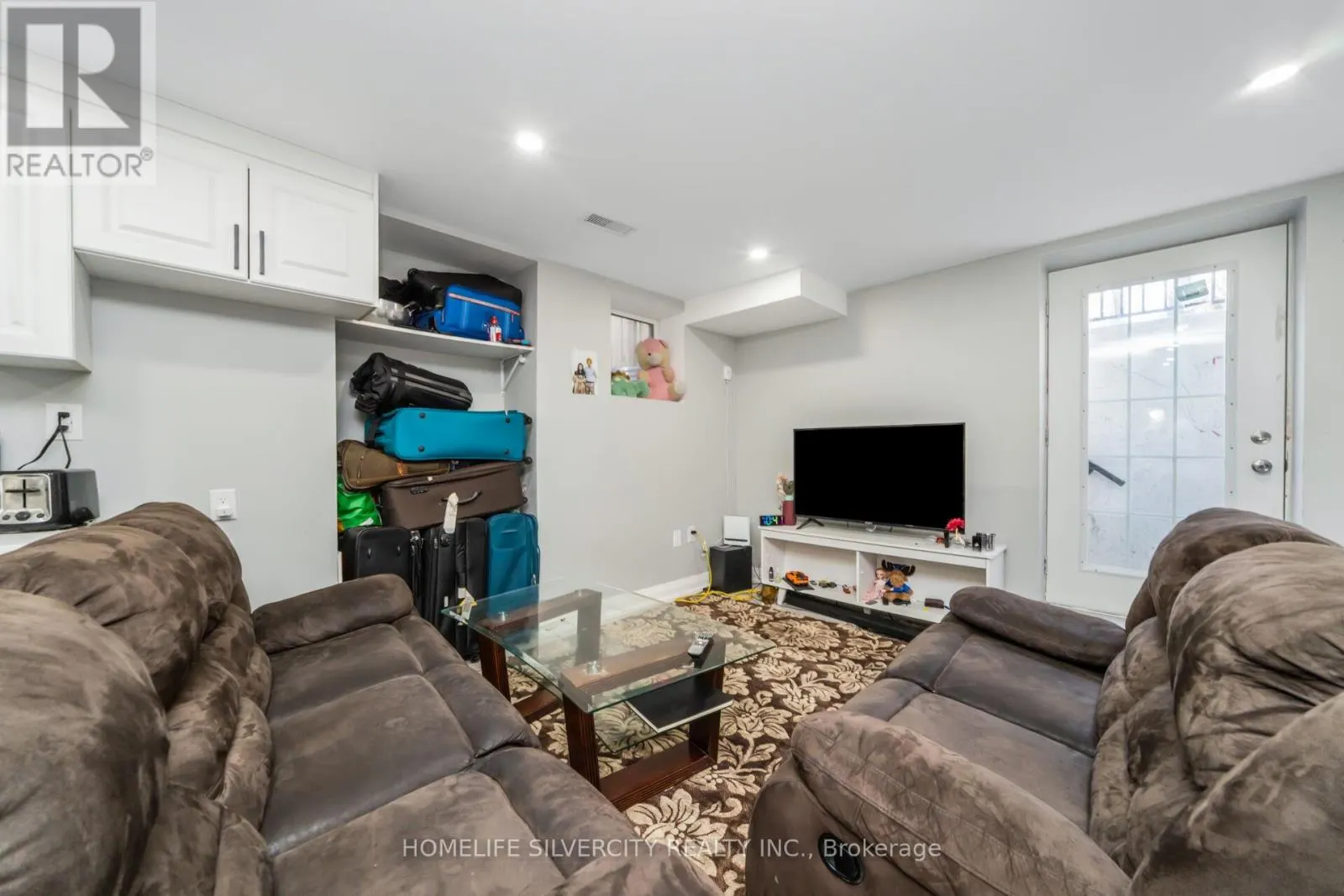 67 TEN PINES ROAD