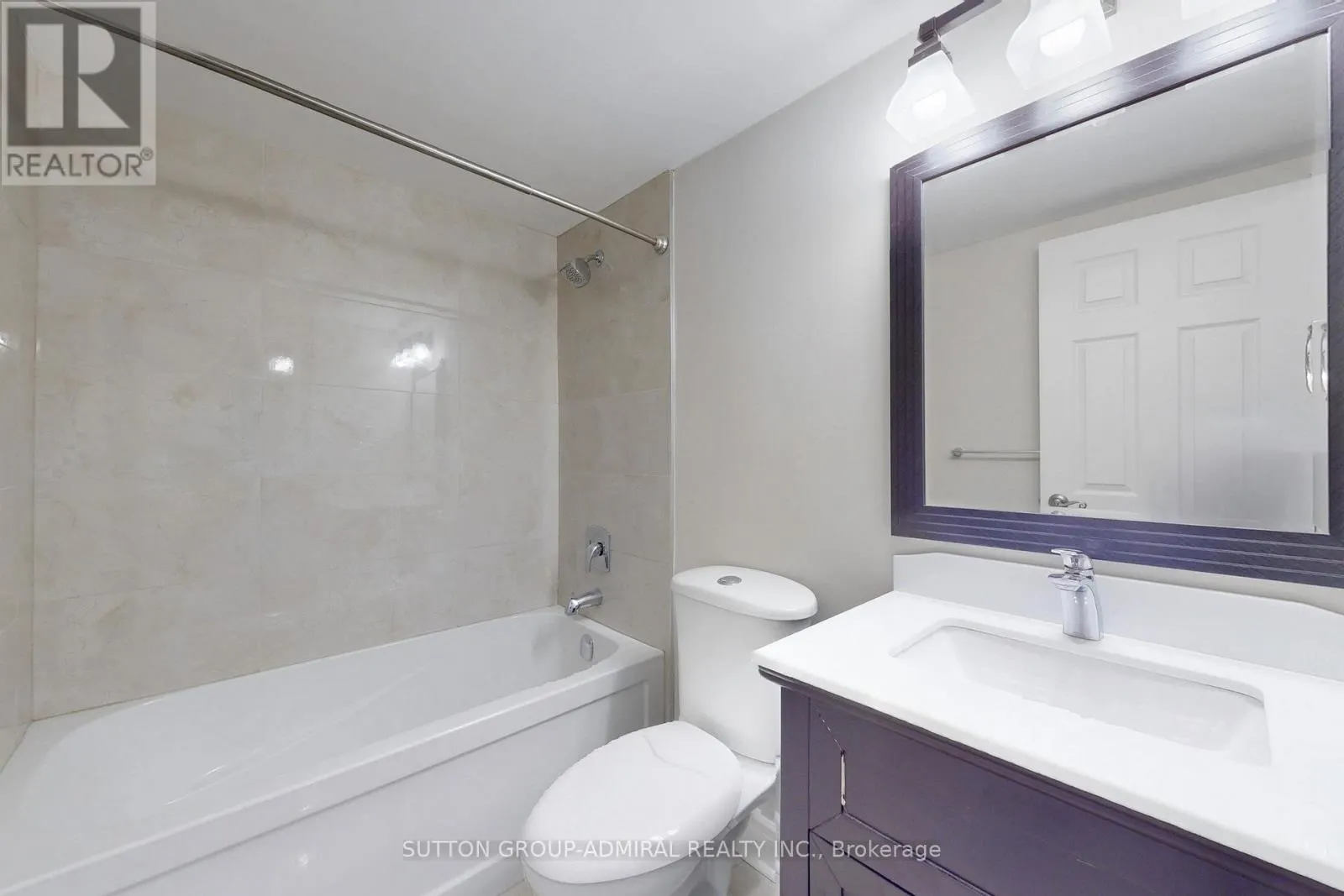 1107 - 7601 BATHURST STREET