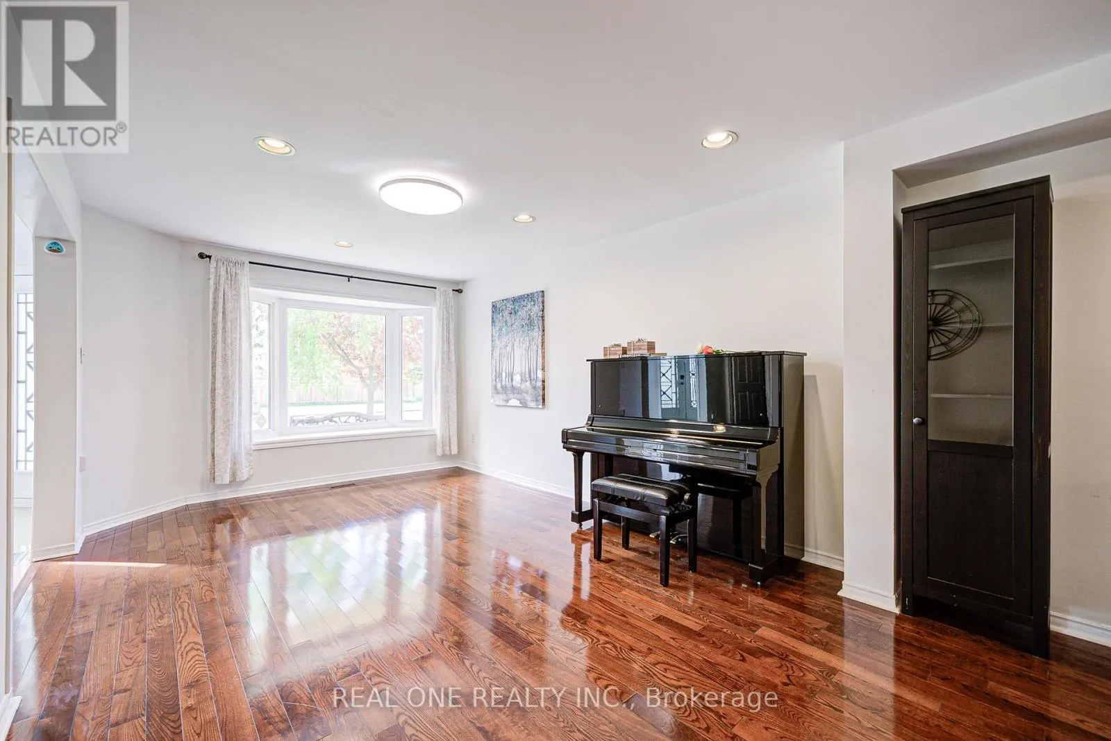 58 JOSEPH AARON BOULEVARD
