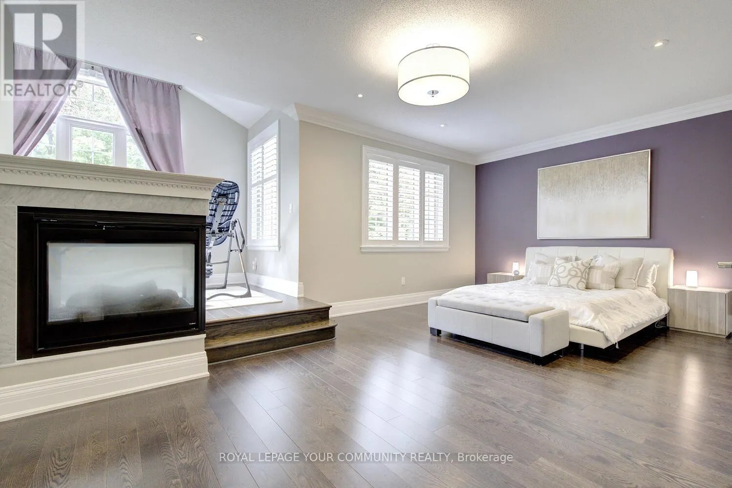 92 HEINTZMAN CRESCENT