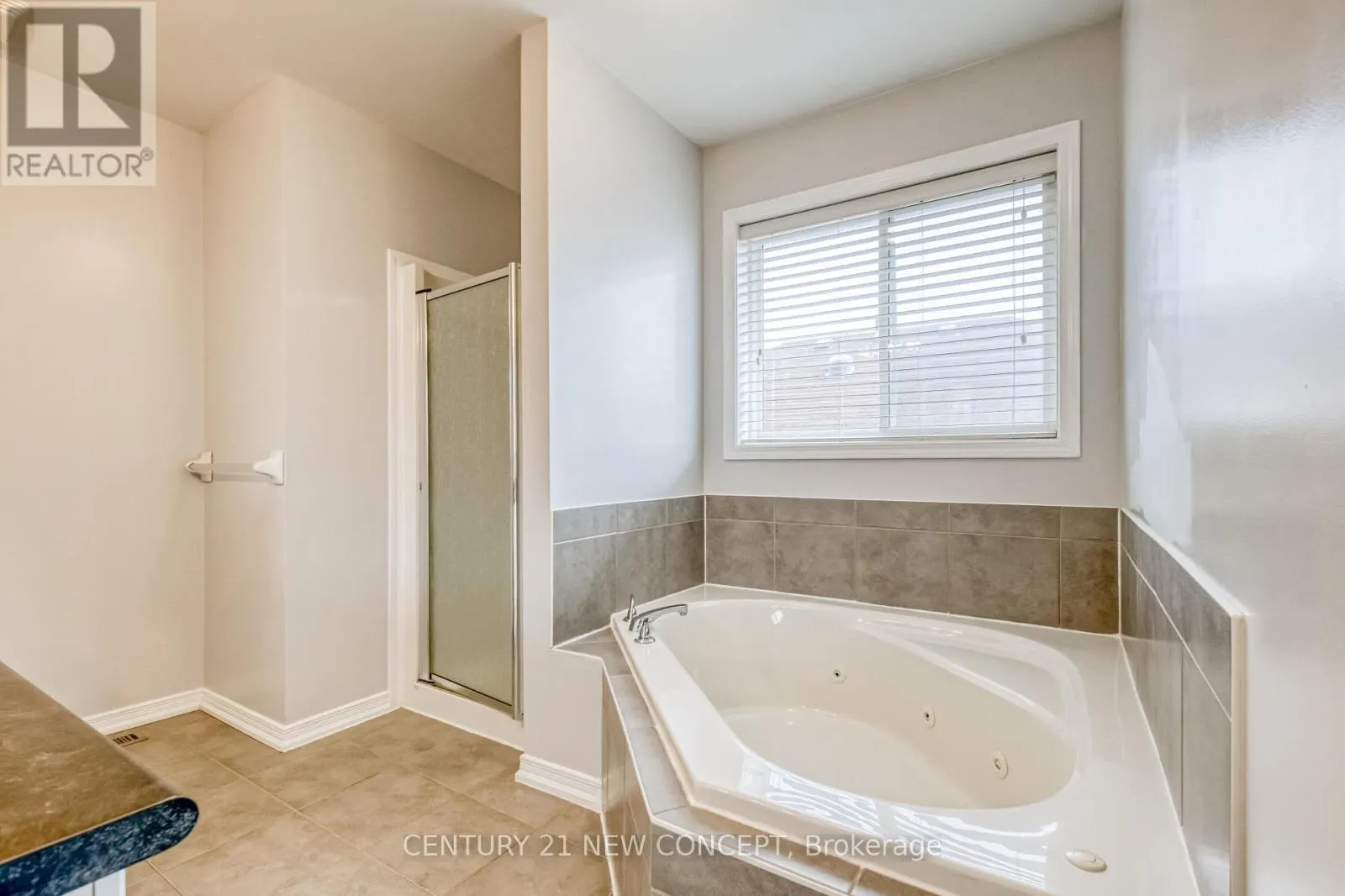 2174 TAGGART CRT