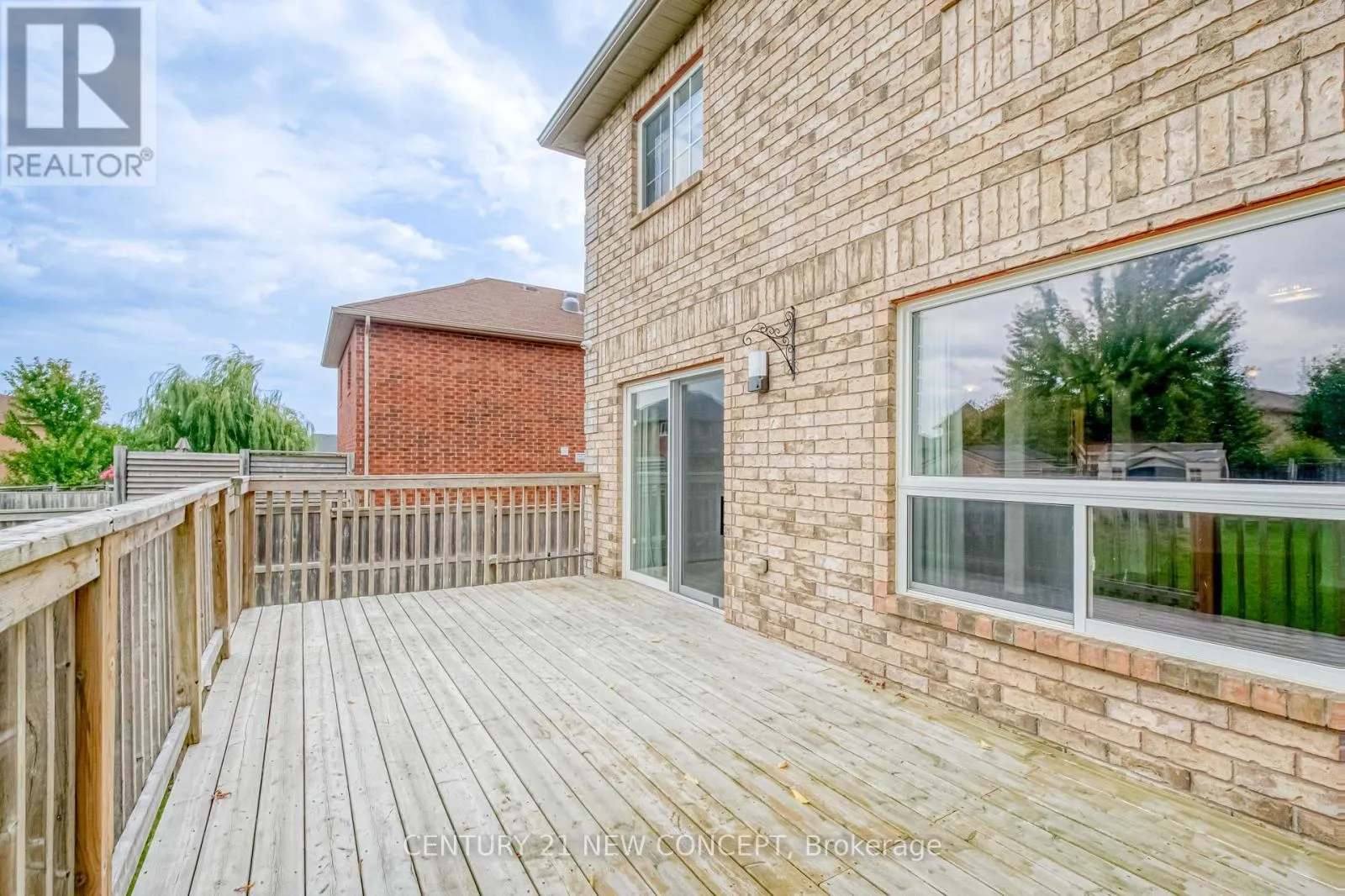 2174 TAGGART CRT