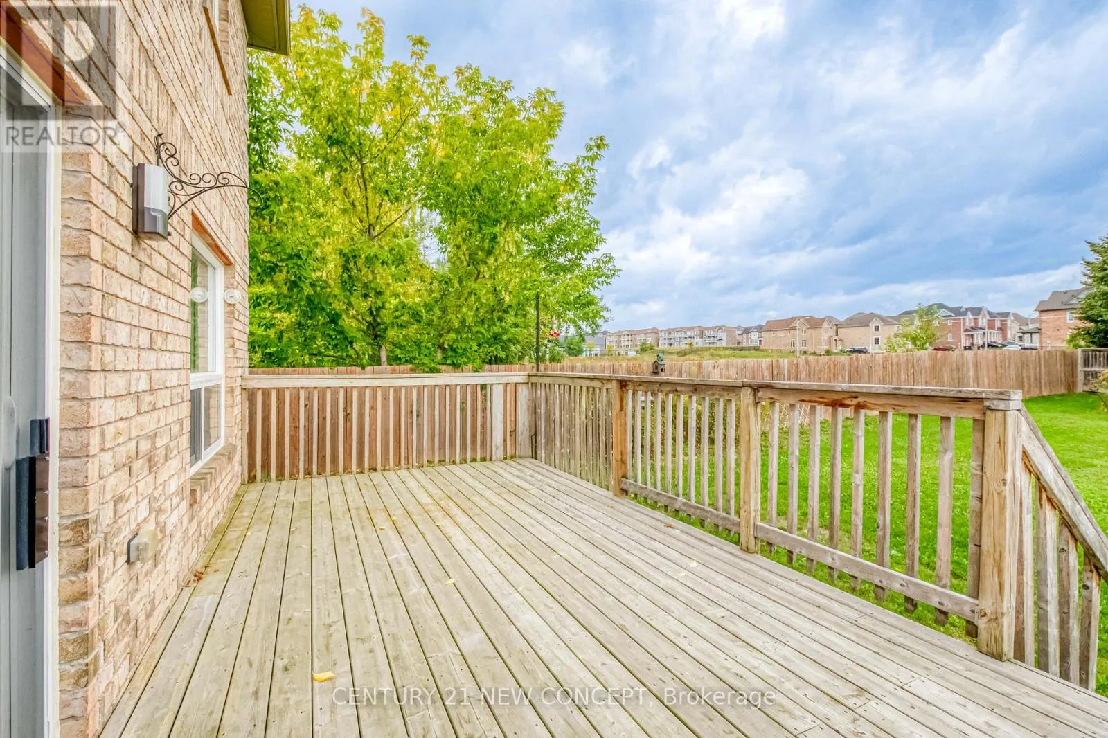 2174 TAGGART CRT