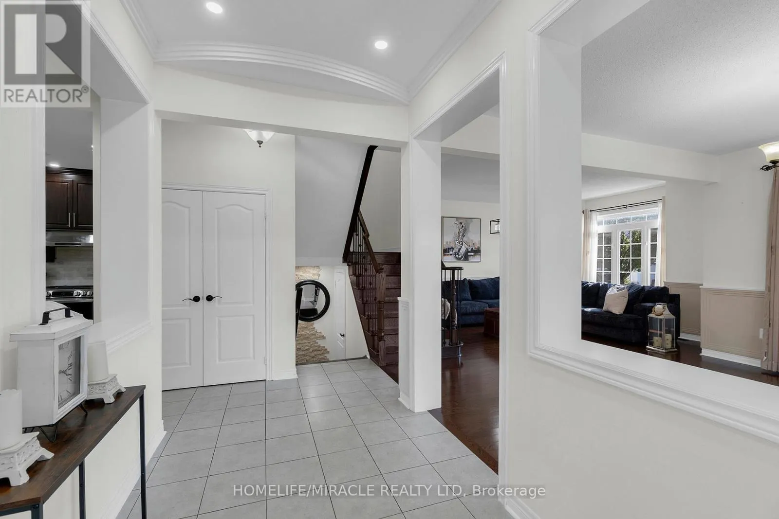 129 VIPOND WAY