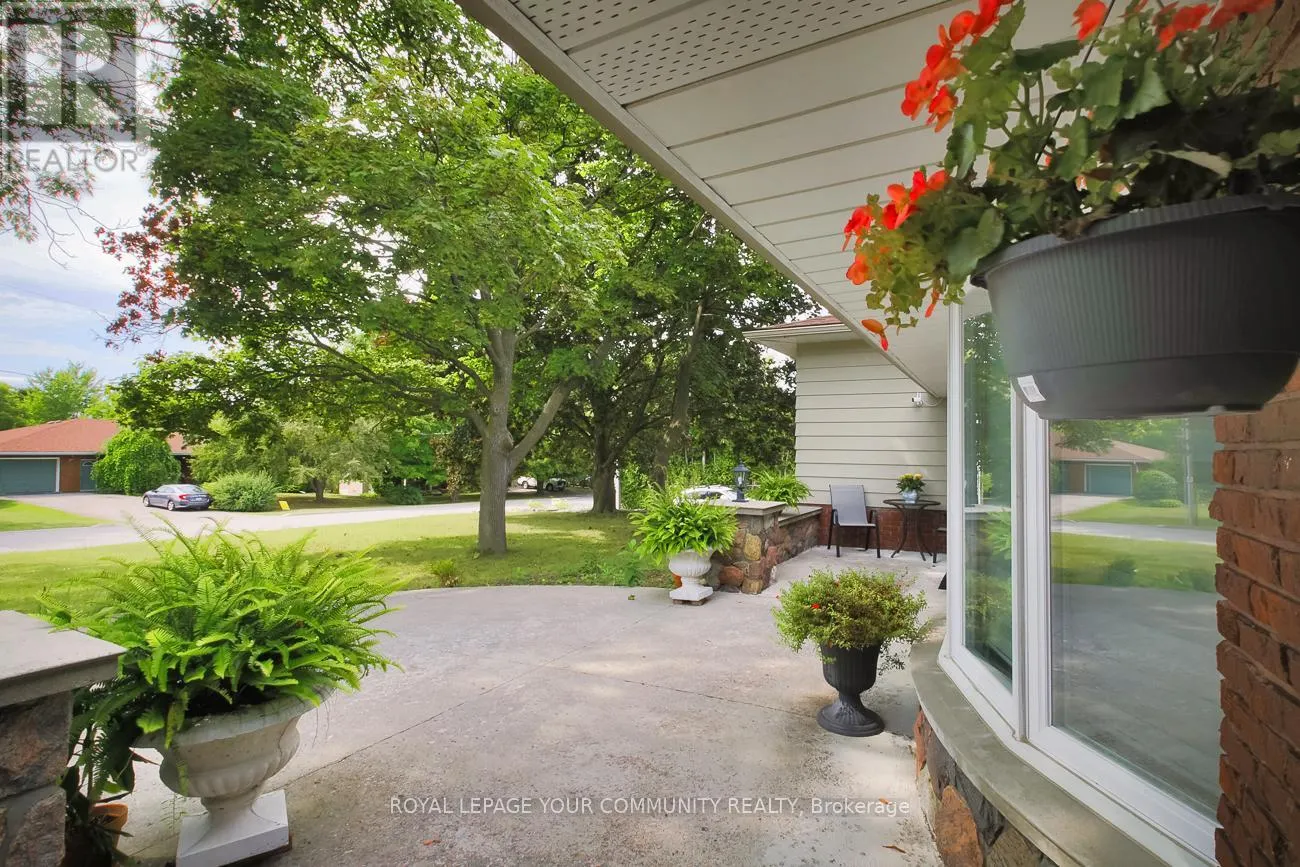 41 HAMILTON DRIVE