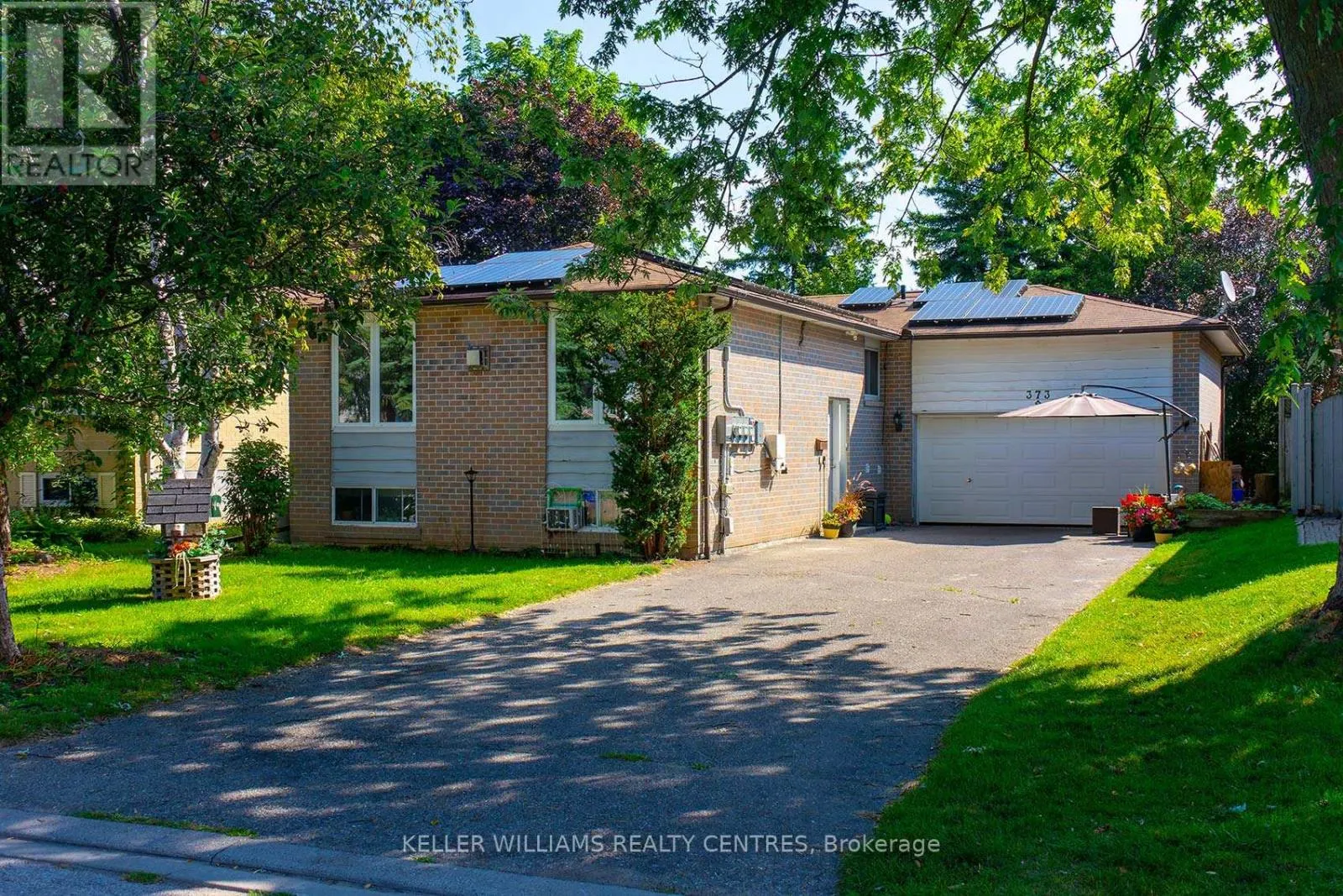373 BORDEN AVENUE