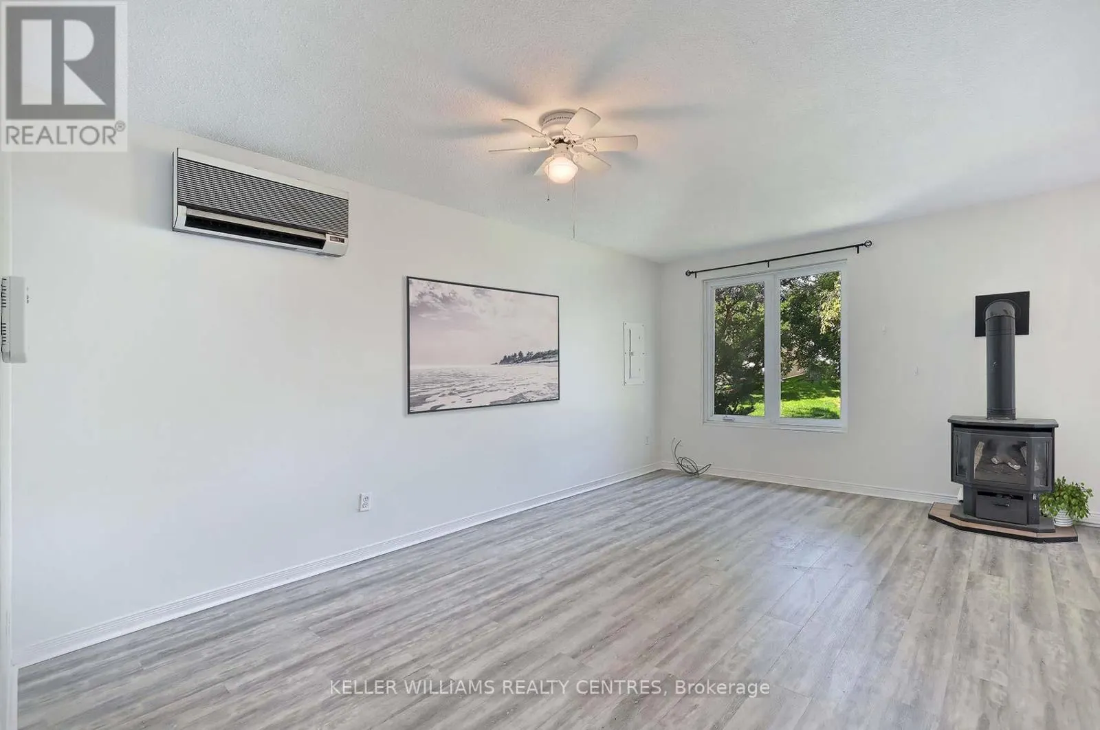373 BORDEN AVENUE