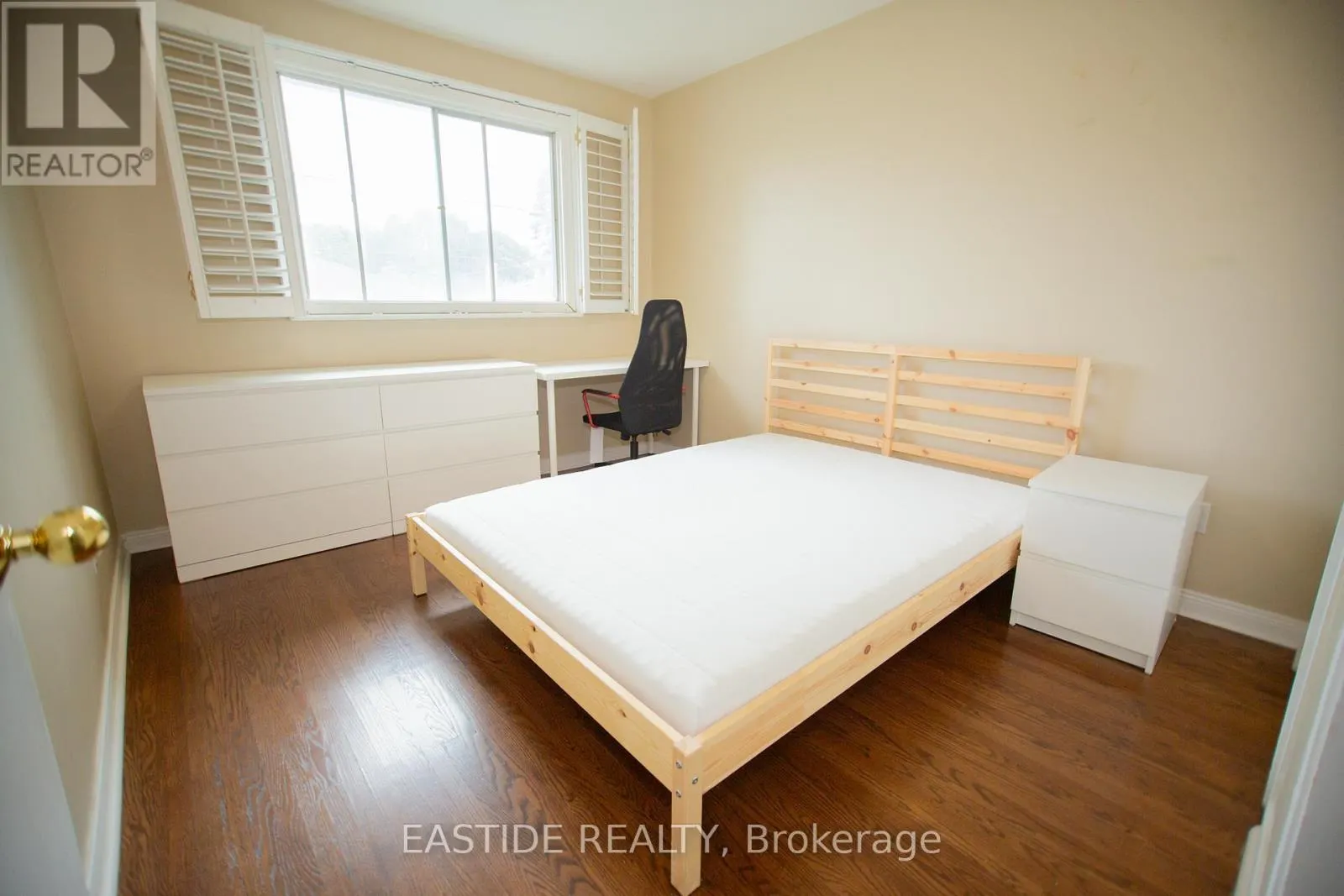 UPPER - 31 MARKHAVEN ROAD