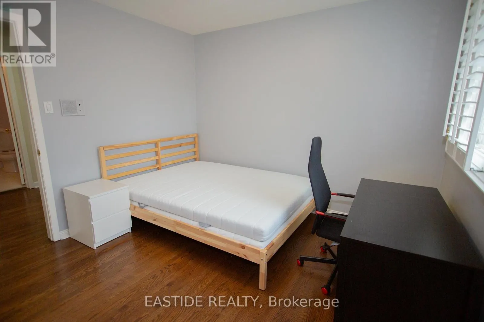 UPPER - 31 MARKHAVEN ROAD