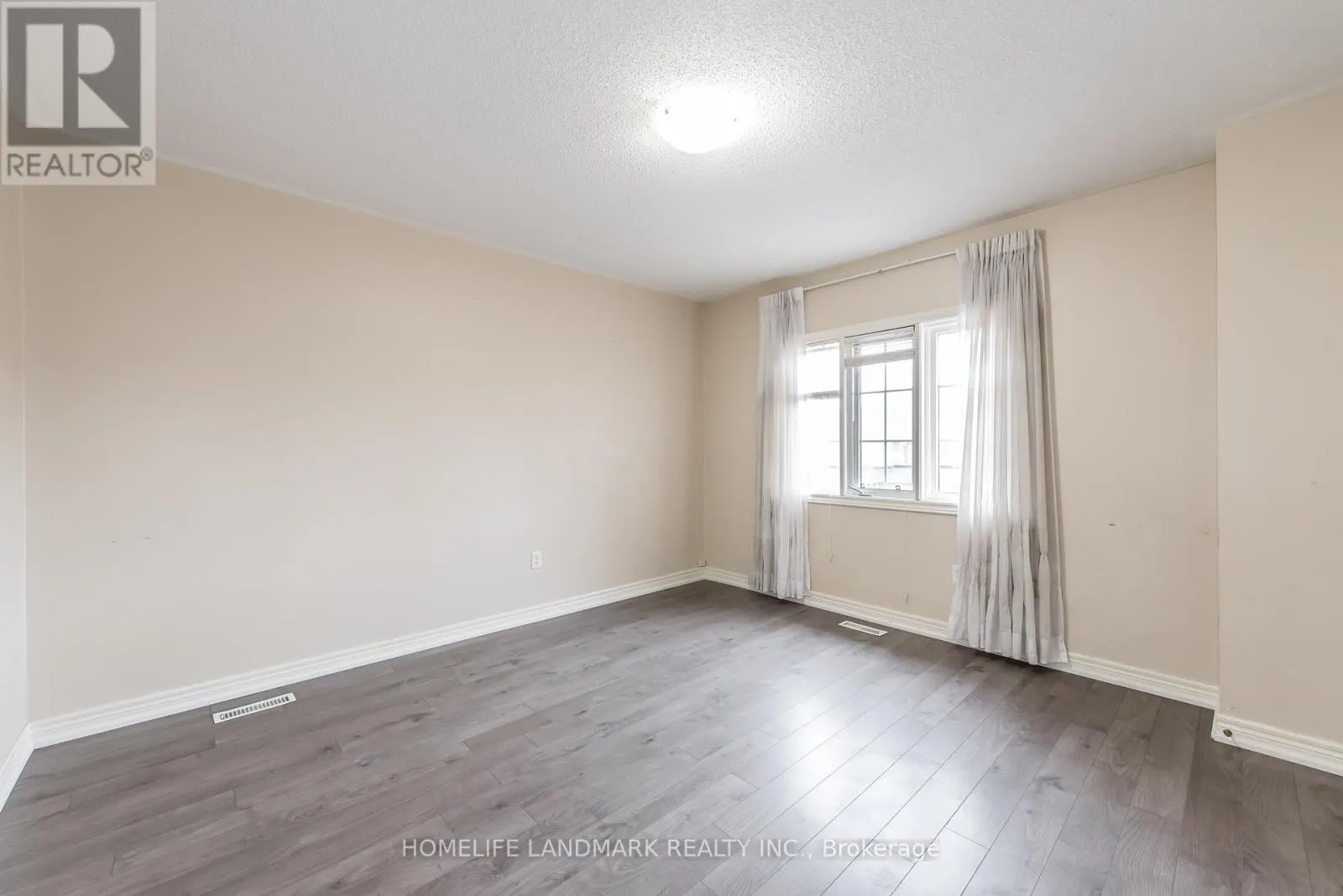 97 ANNINA CRESCENT