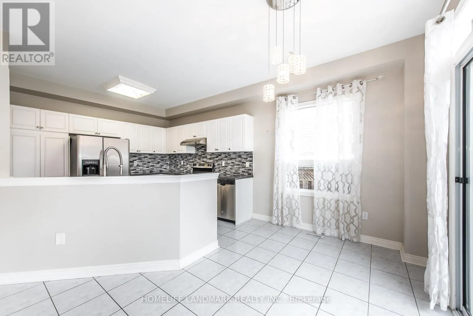97 ANNINA CRESCENT