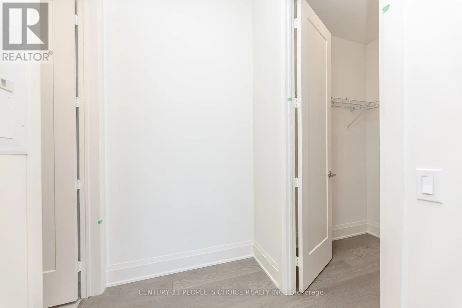 PH110 - 8960 JANE STREET