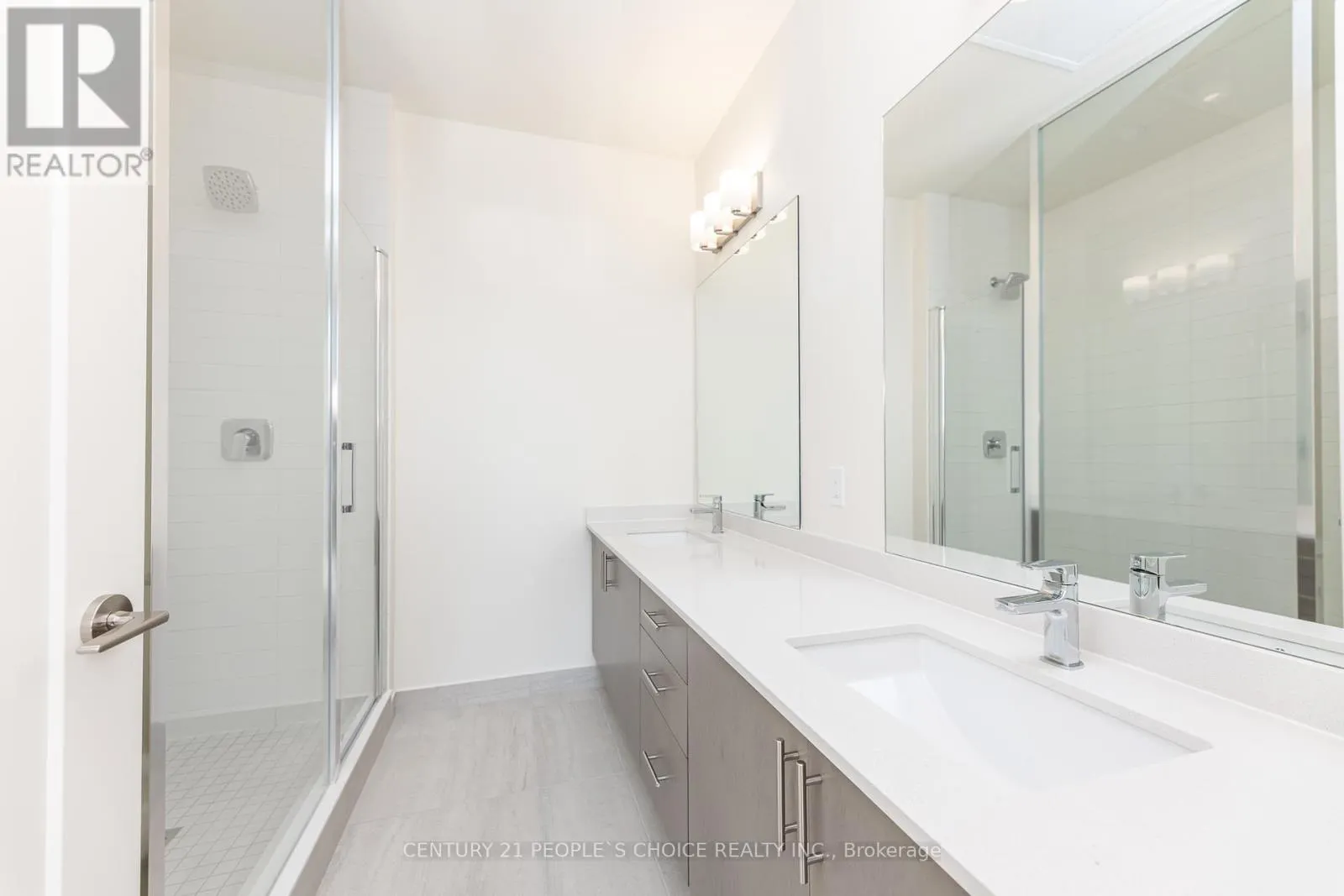 PH110 - 8960 JANE STREET