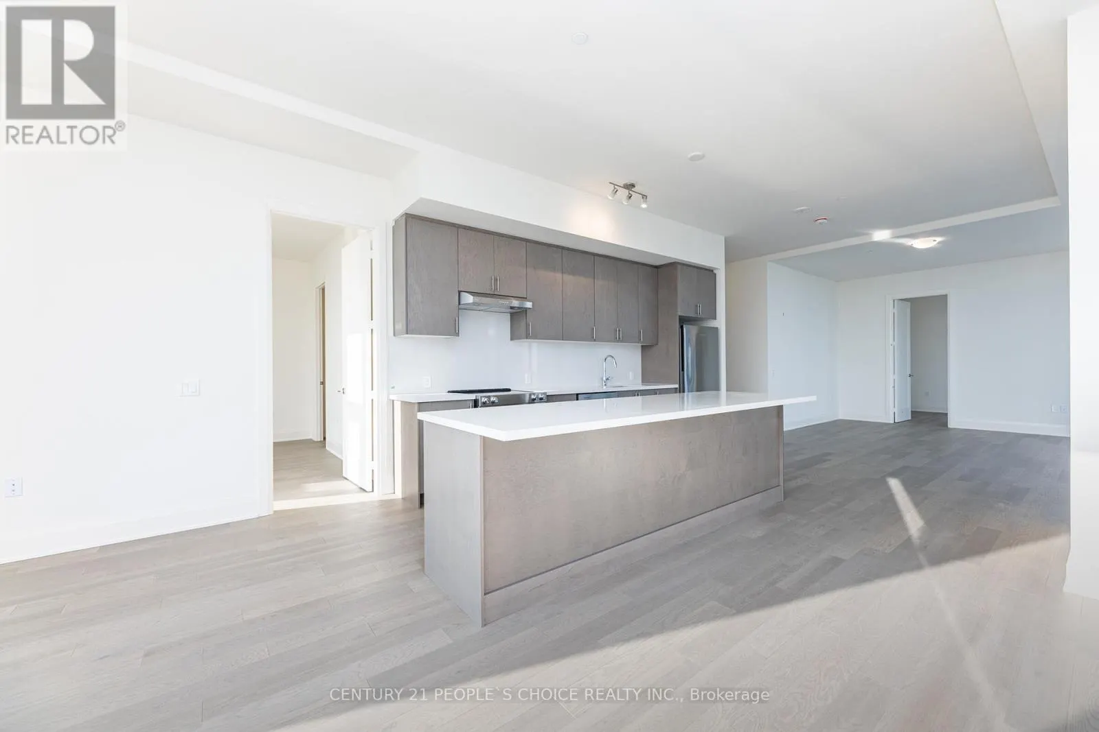 PH110 - 8960 JANE STREET