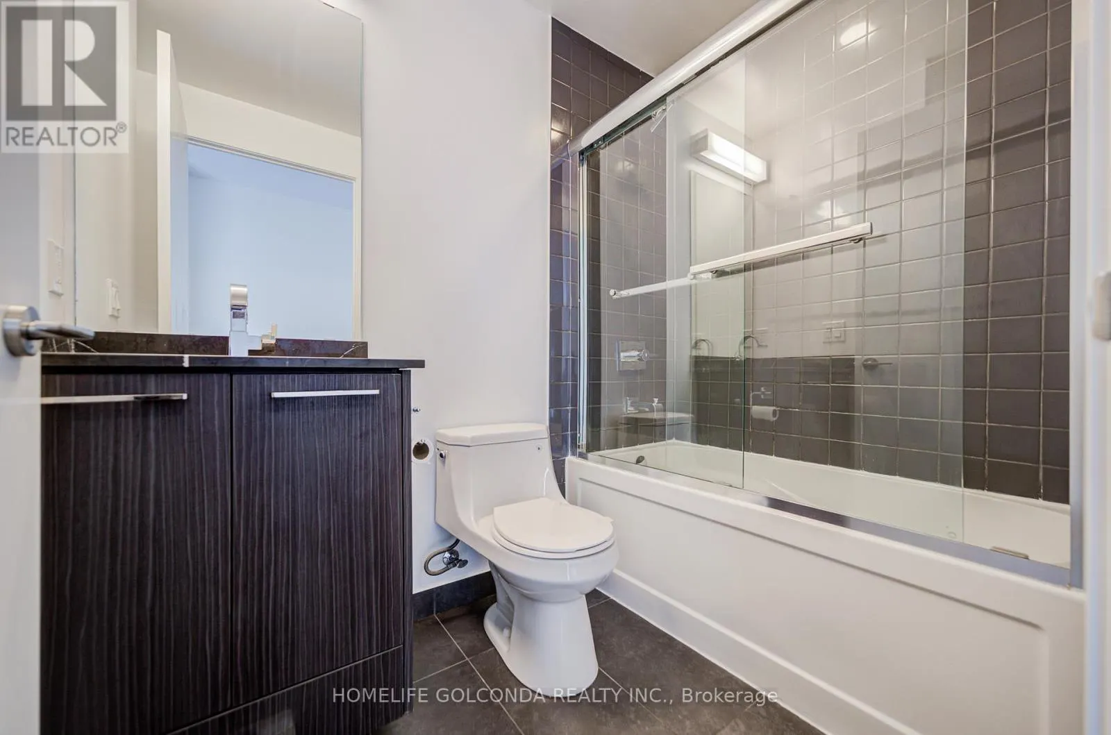 334 - 9471 YONGE STREET E