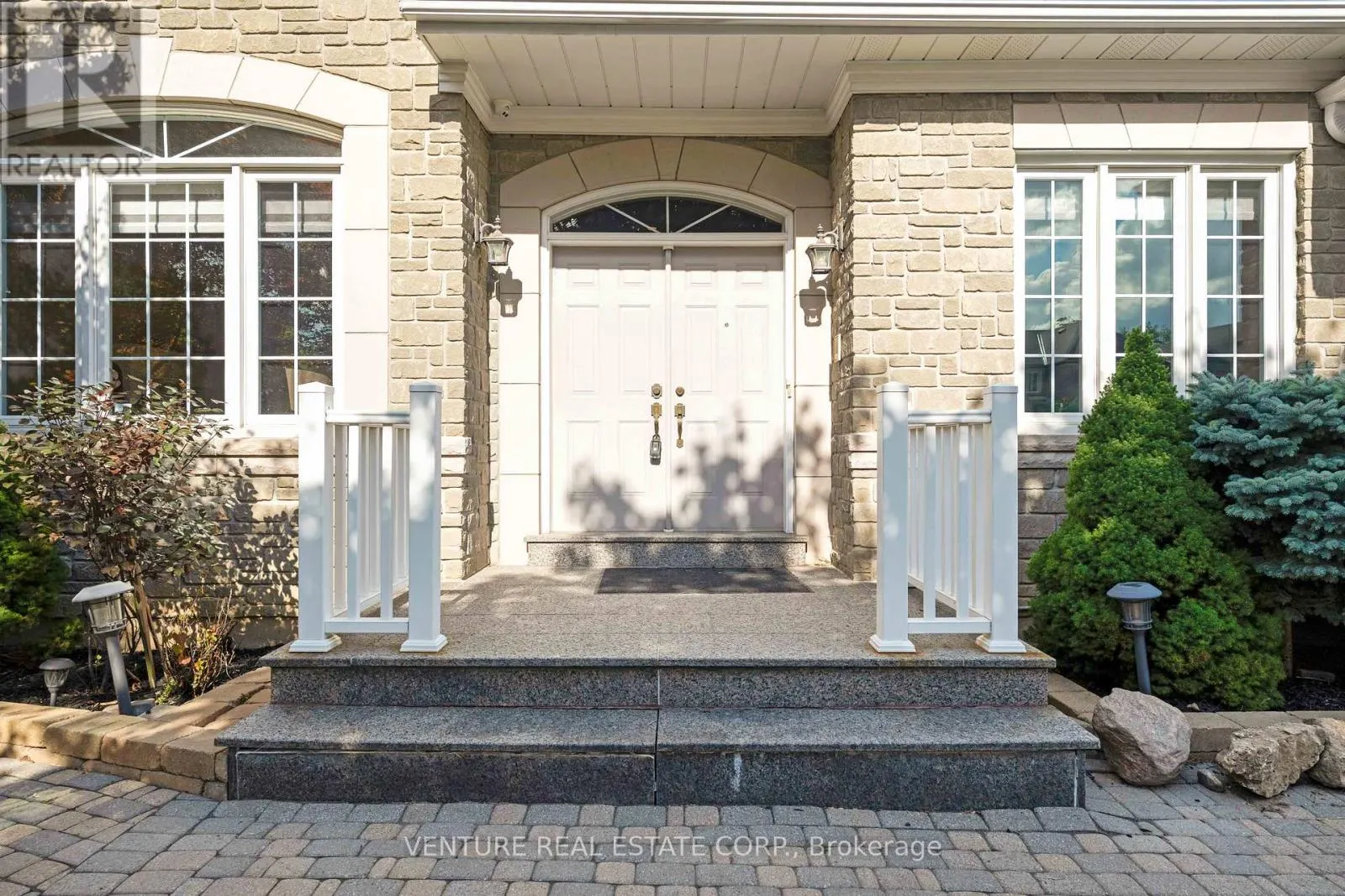 476 WESTRIDGE DRIVE
