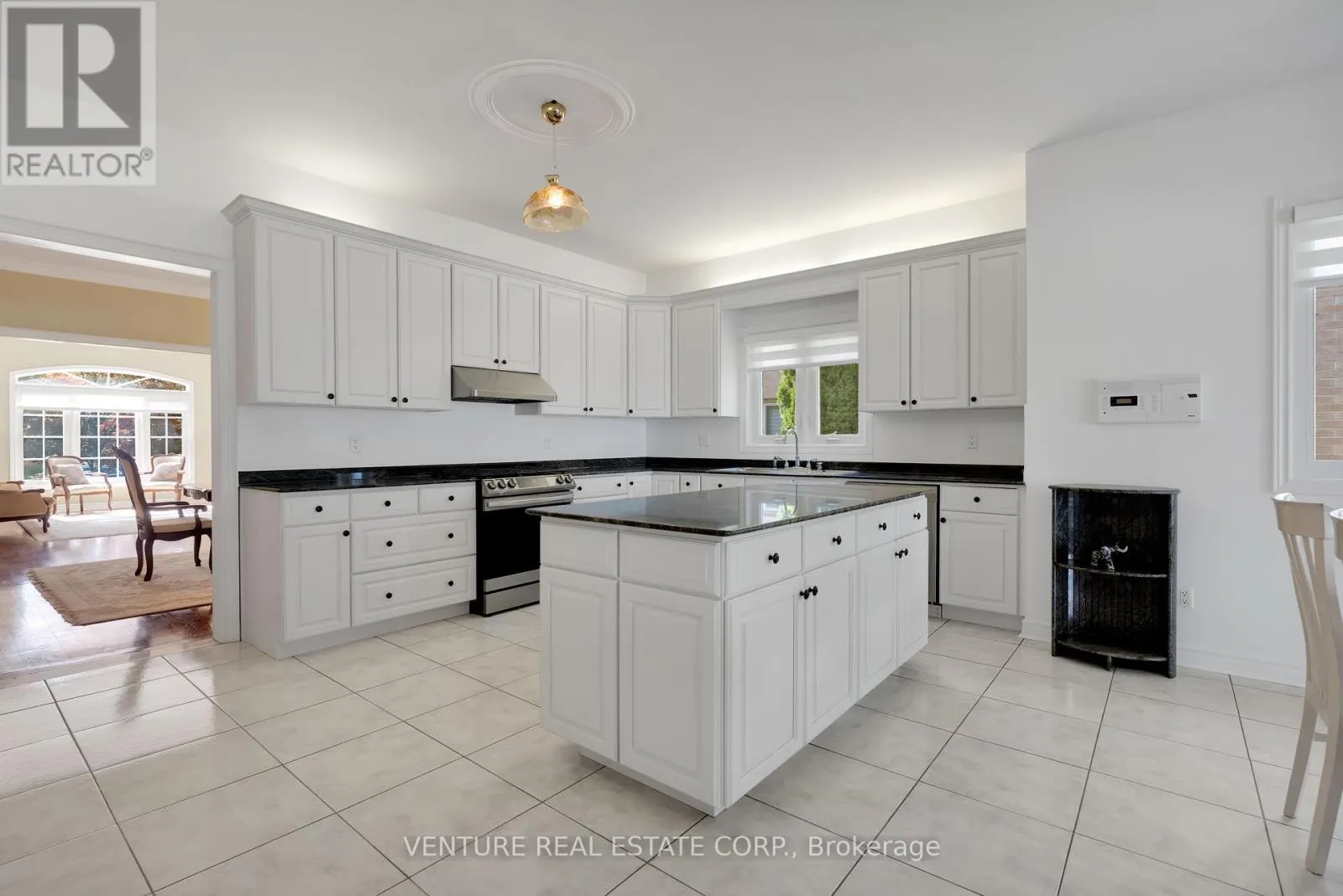 476 WESTRIDGE DRIVE