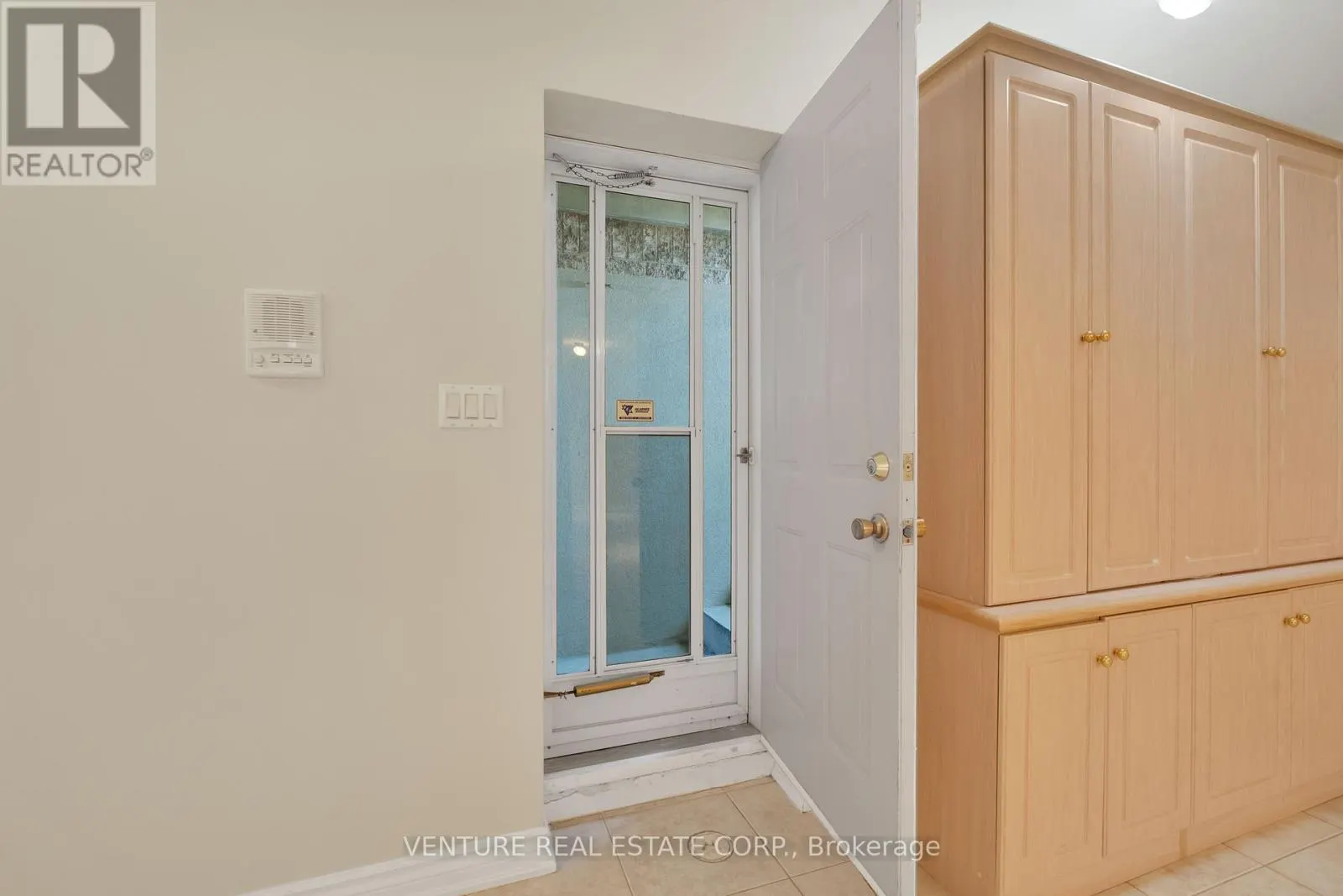 476 WESTRIDGE DRIVE