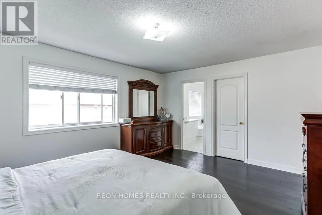 144 EDWARD JEFFREYS AVENUE